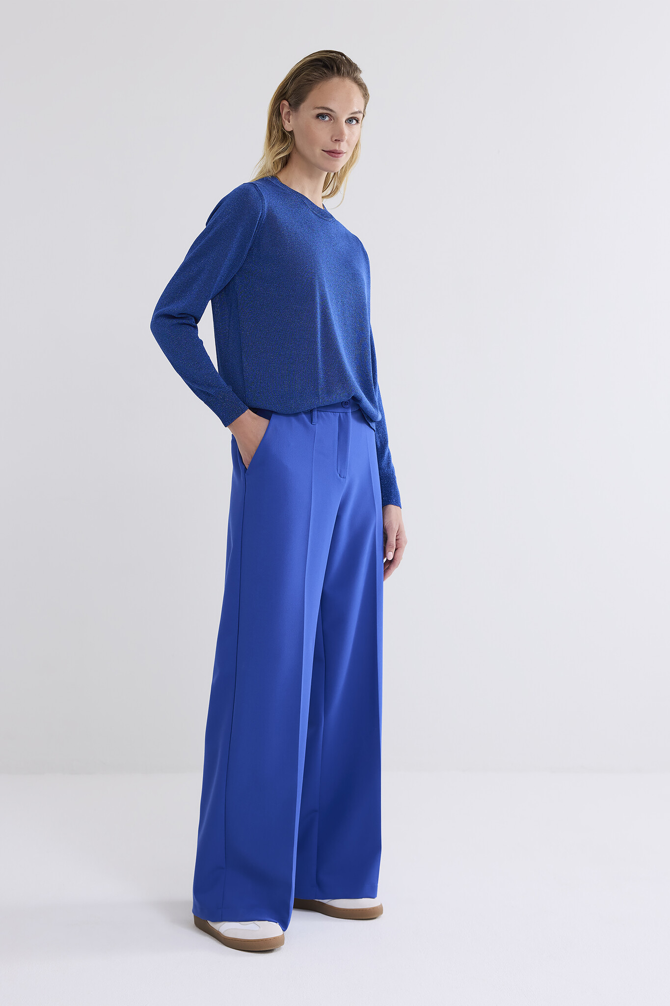 https://cdn.webshopapp.com/shops/223274/files/469771778/file.jpg