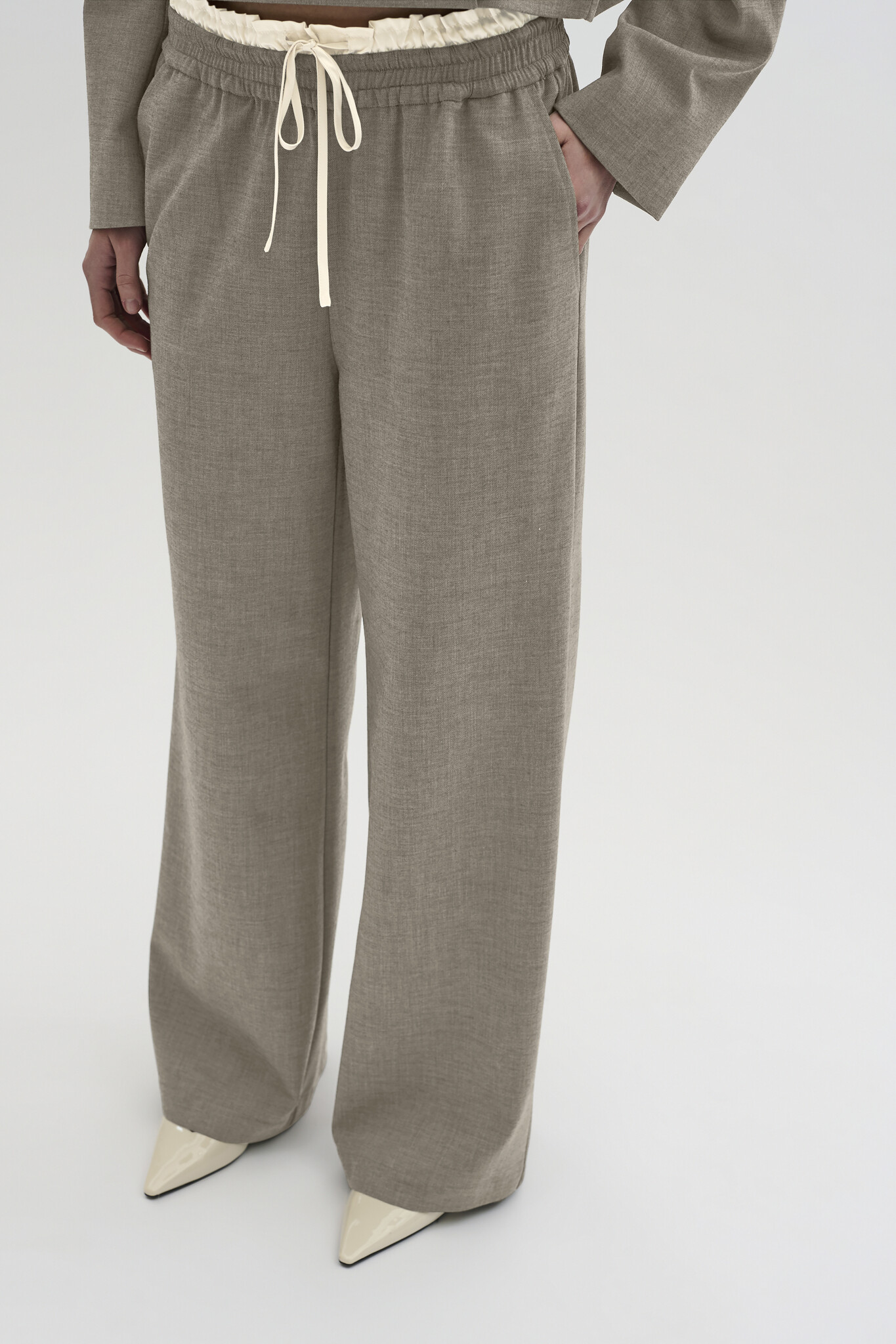 https://cdn.webshopapp.com/shops/223274/files/470649408/file.jpg