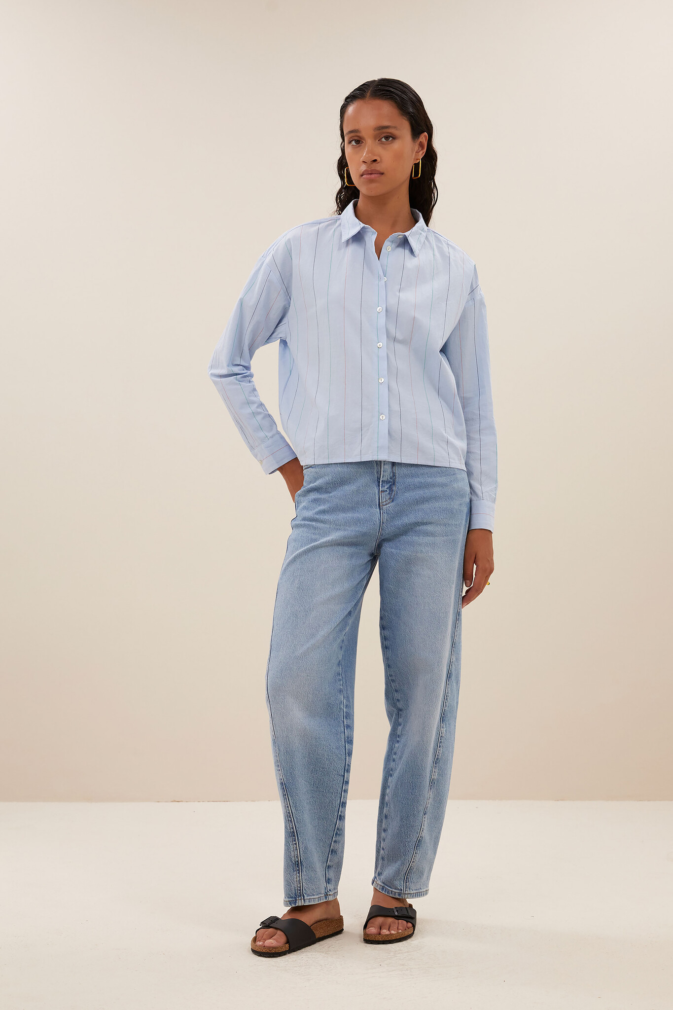 https://cdn.webshopapp.com/shops/223274/files/470728698/file.jpg