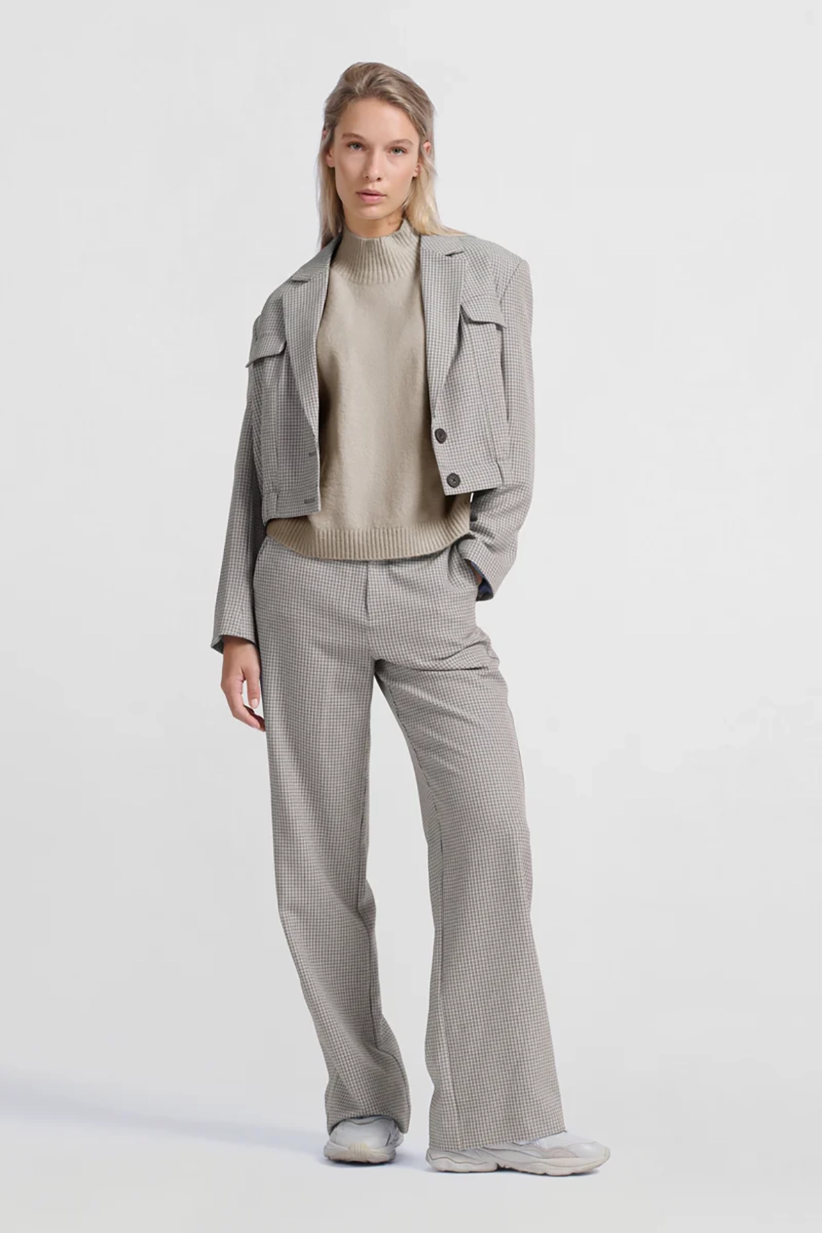 https://cdn.webshopapp.com/shops/223274/files/470729020/file.jpg