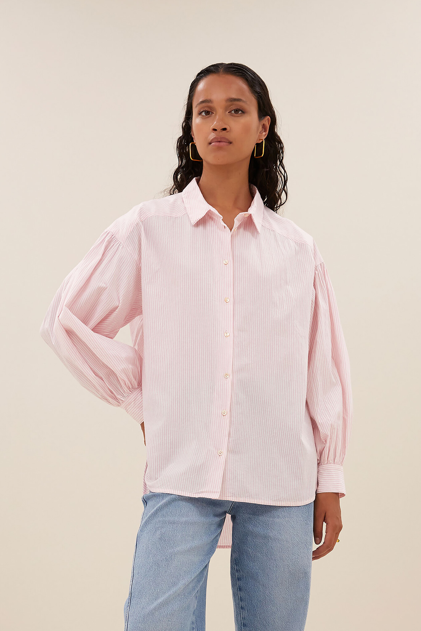 https://cdn.webshopapp.com/shops/223274/files/470886106/file.jpg