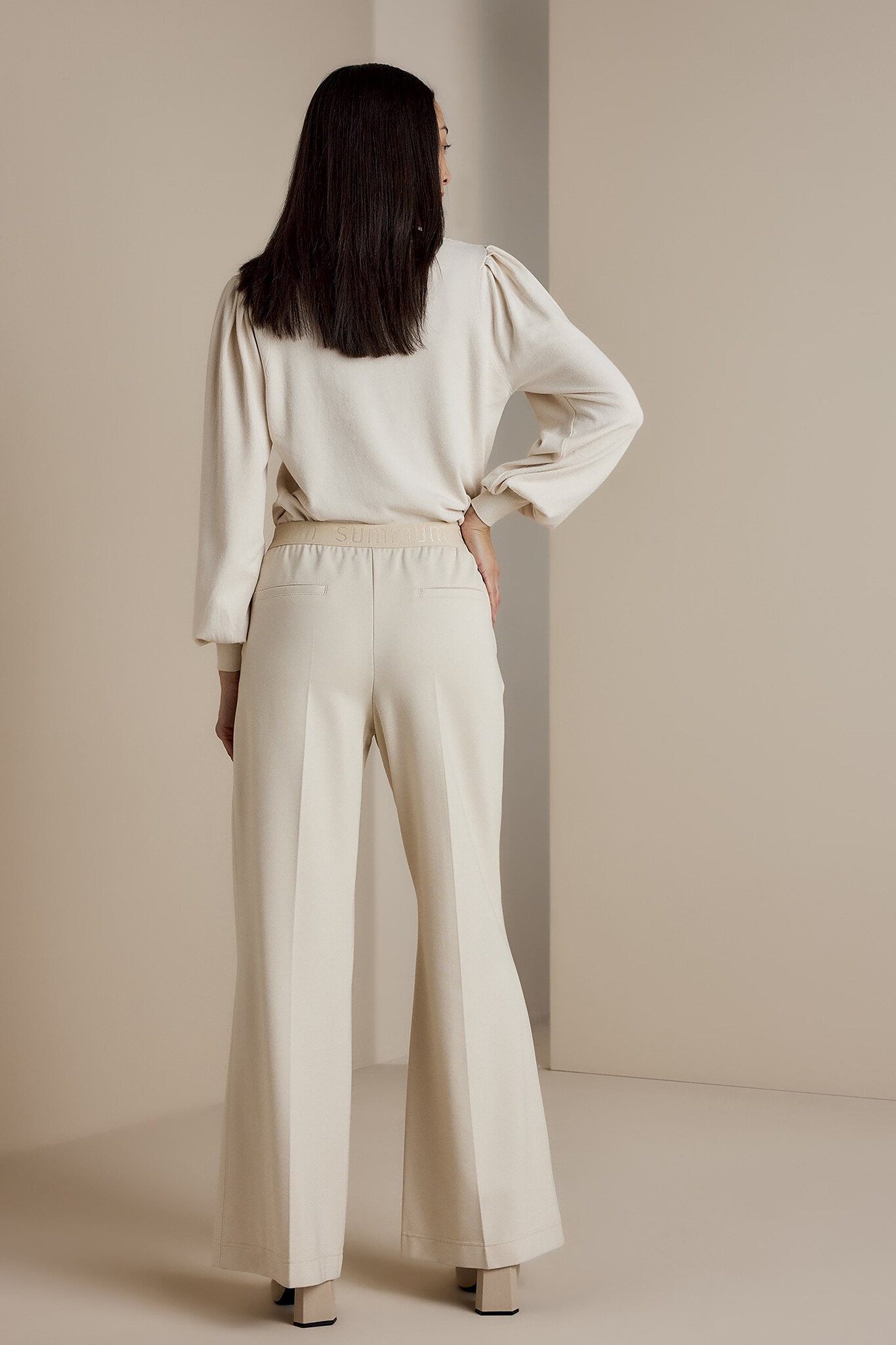 https://cdn.webshopapp.com/shops/223274/files/471280100/file.jpg
