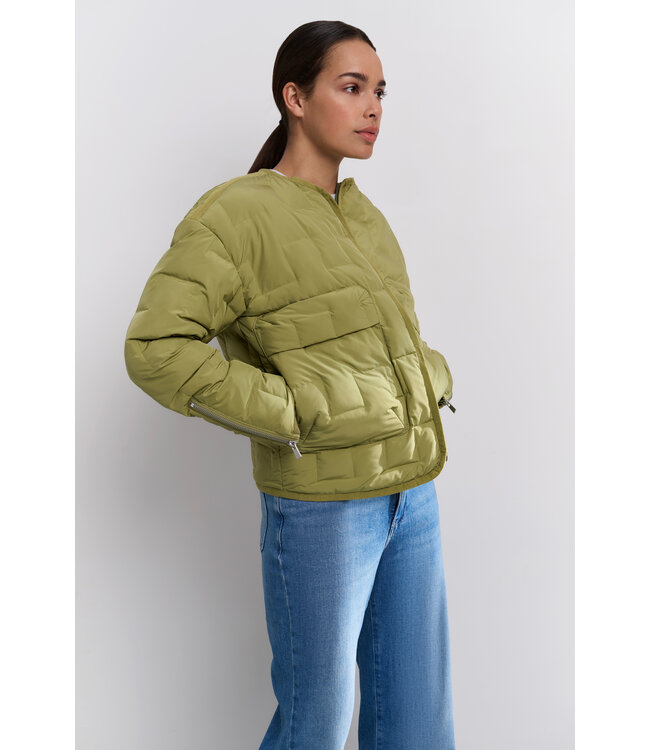 Yaya 02-001044-502 Short quilted jacket