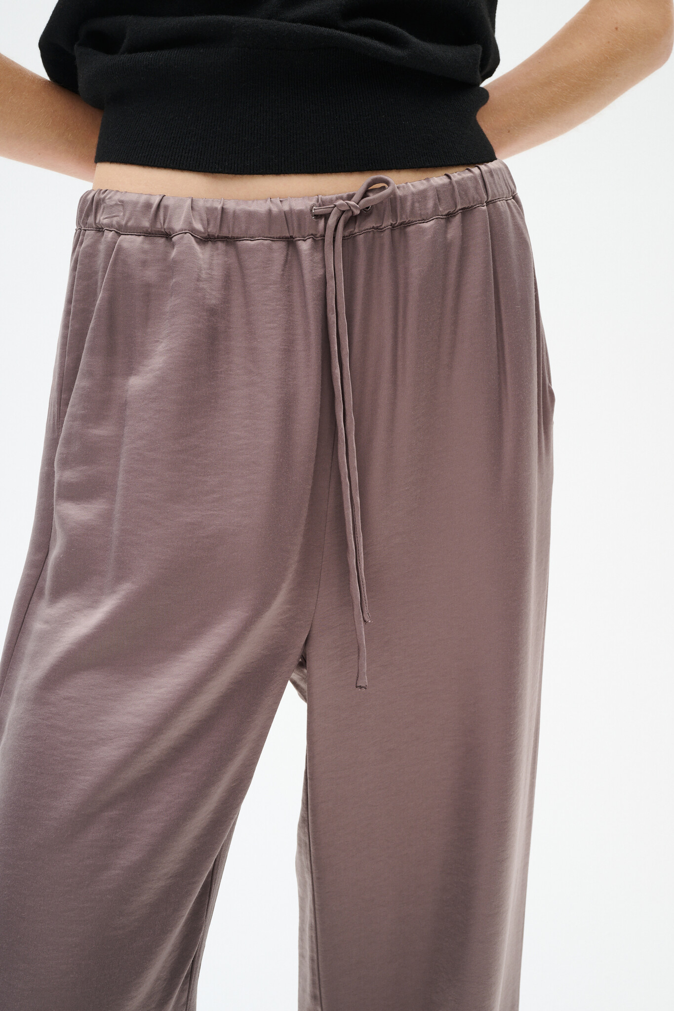 https://cdn.webshopapp.com/shops/223274/files/472151494/file.jpg