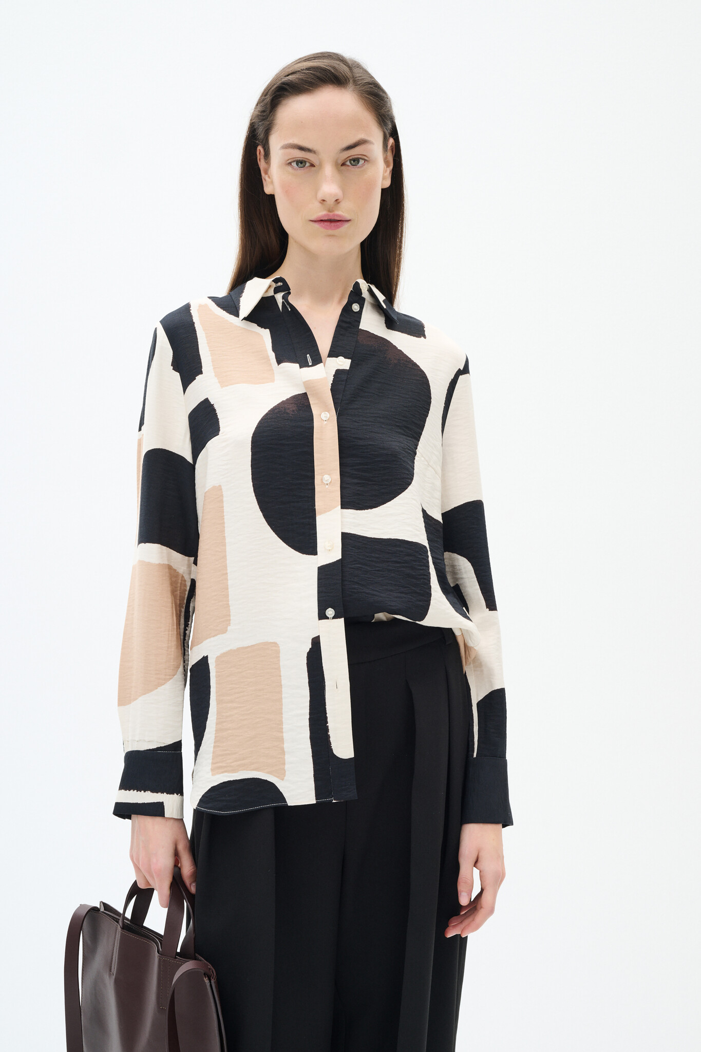 https://cdn.webshopapp.com/shops/223274/files/472154260/file.jpg