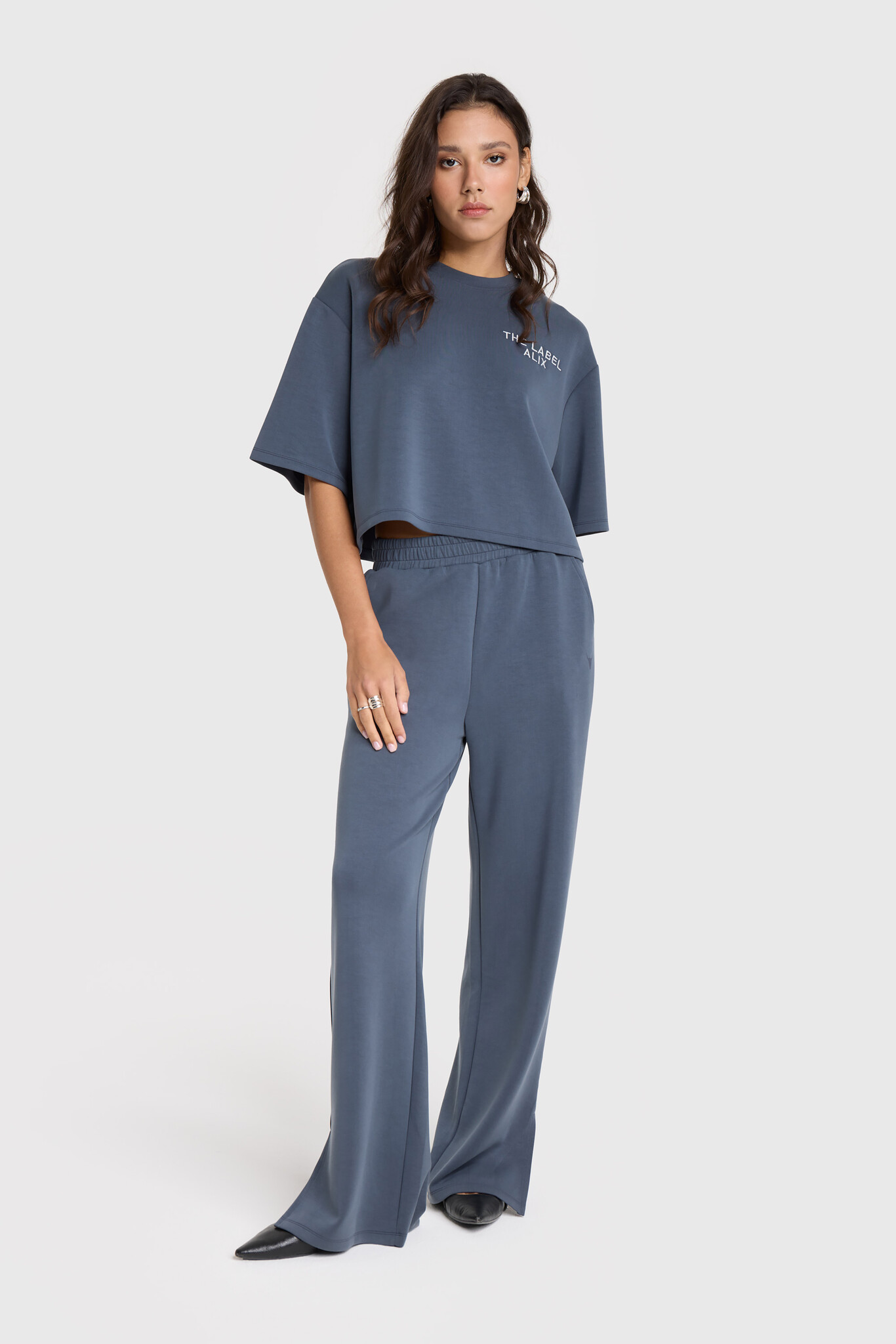 https://cdn.webshopapp.com/shops/223274/files/472241567/file.jpg