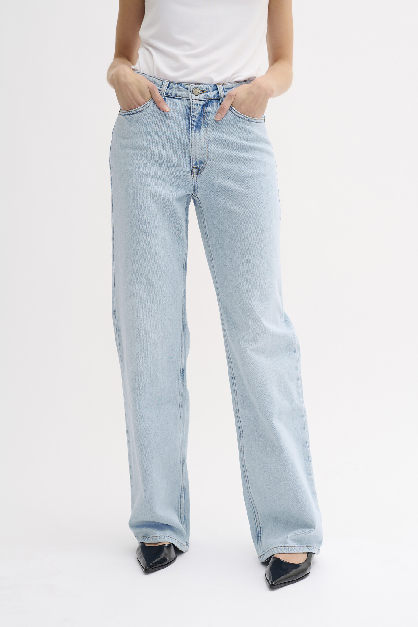 https://cdn.webshopapp.com/shops/223274/files/472251379/file.jpg