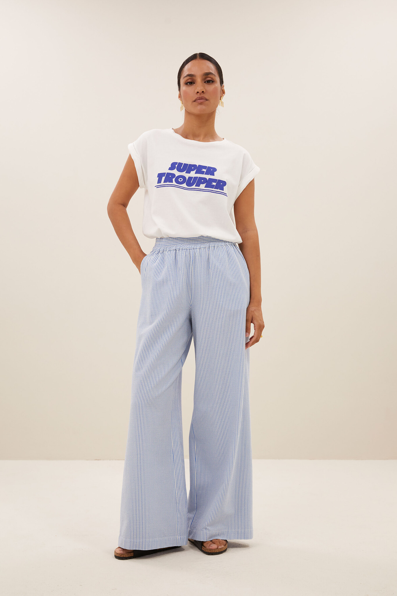 https://cdn.webshopapp.com/shops/223274/files/472615138/file.jpg