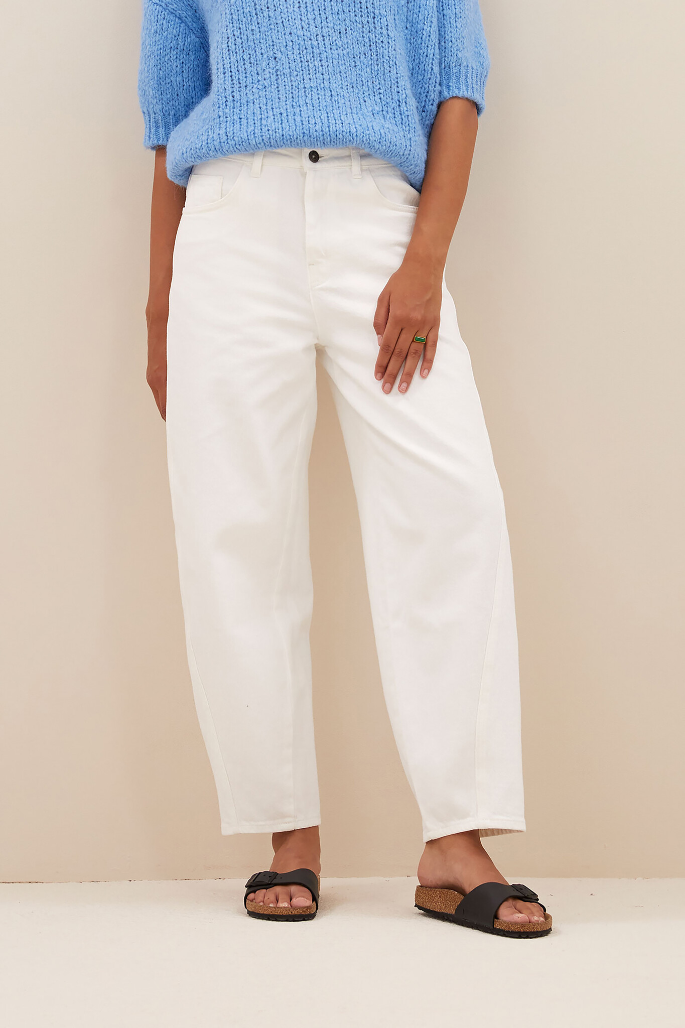 https://cdn.webshopapp.com/shops/223274/files/472623842/file.jpg