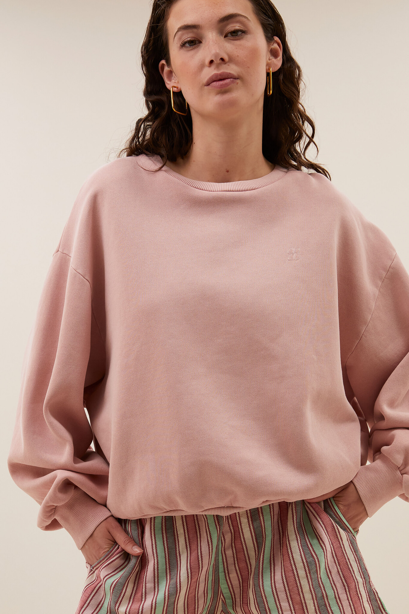 https://cdn.webshopapp.com/shops/223274/files/472624559/file.jpg