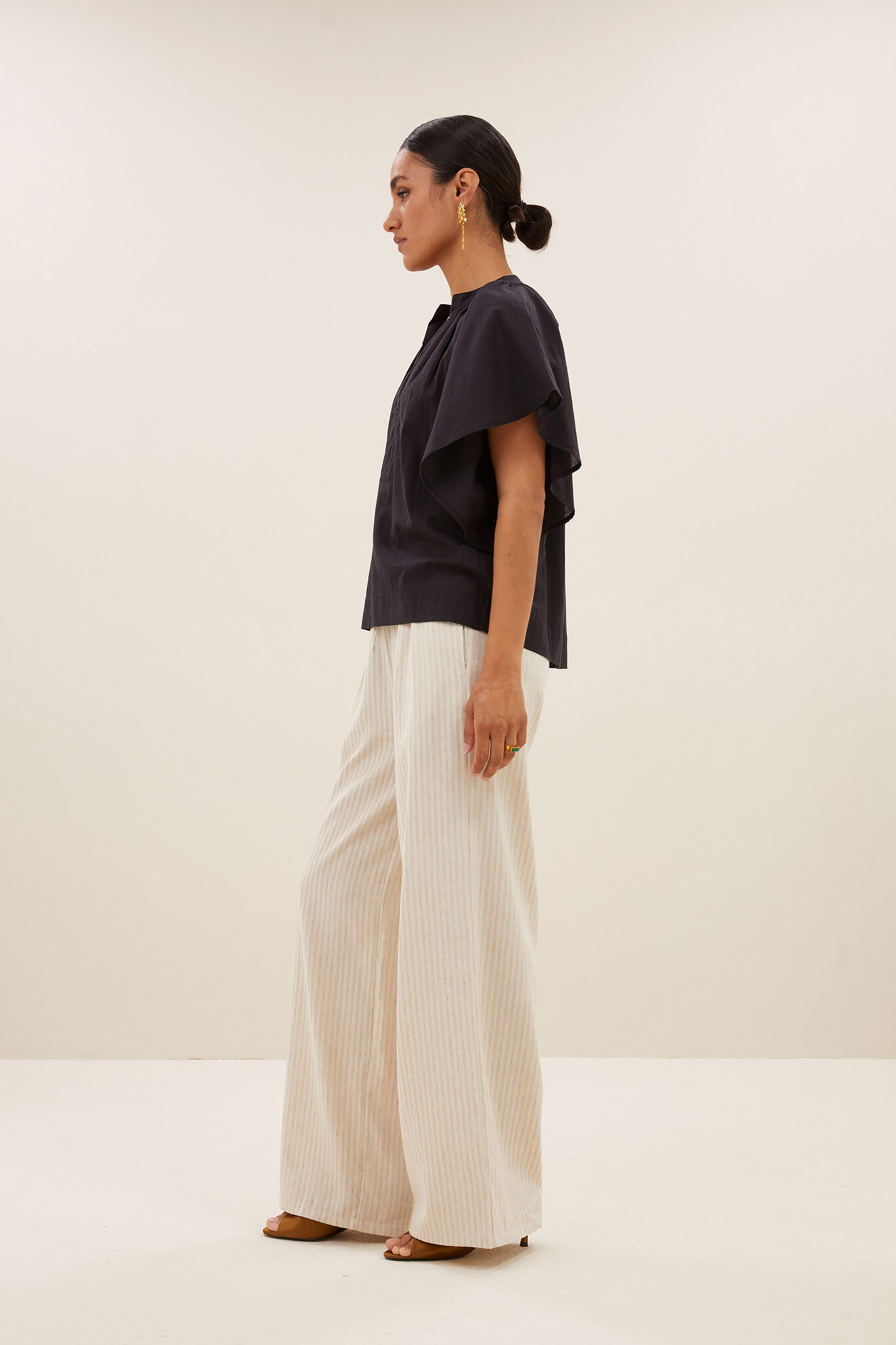 https://cdn.webshopapp.com/shops/223274/files/472667310/file.jpg