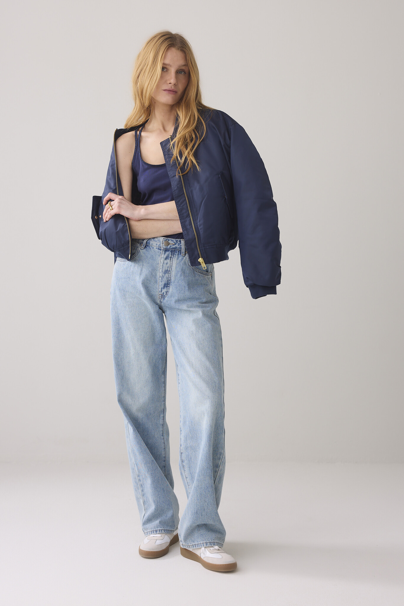 https://cdn.webshopapp.com/shops/223274/files/472762482/file.jpg
