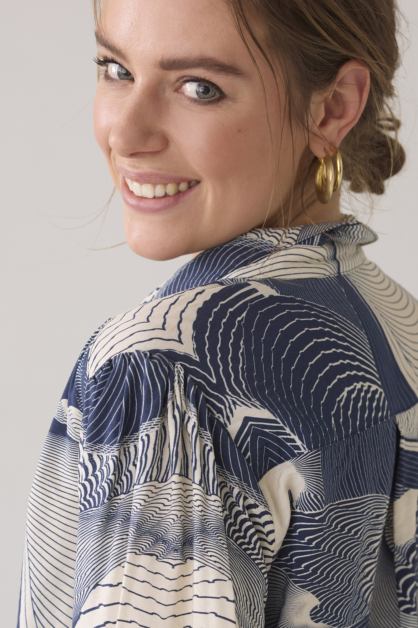 https://cdn.webshopapp.com/shops/223274/files/472763492/file.jpg