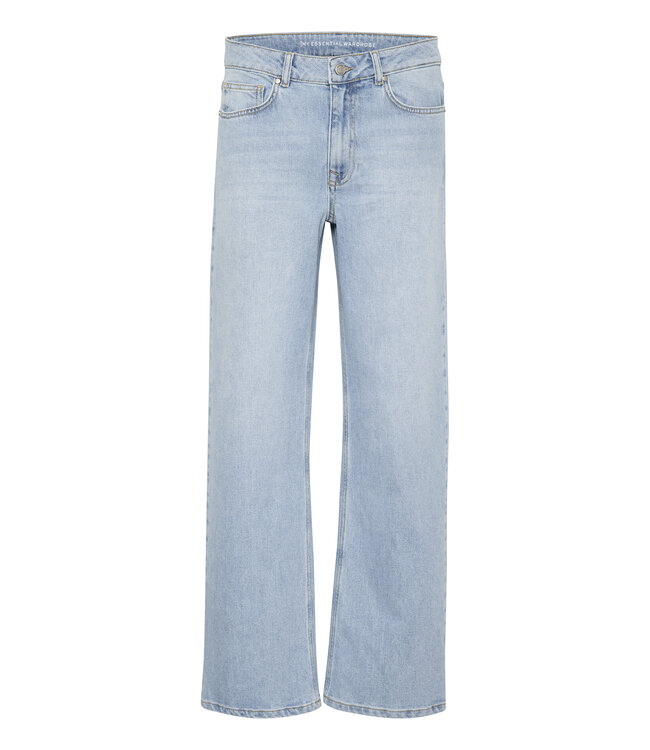 My Essential Wardrobe 10704222 35 The Louis jeans