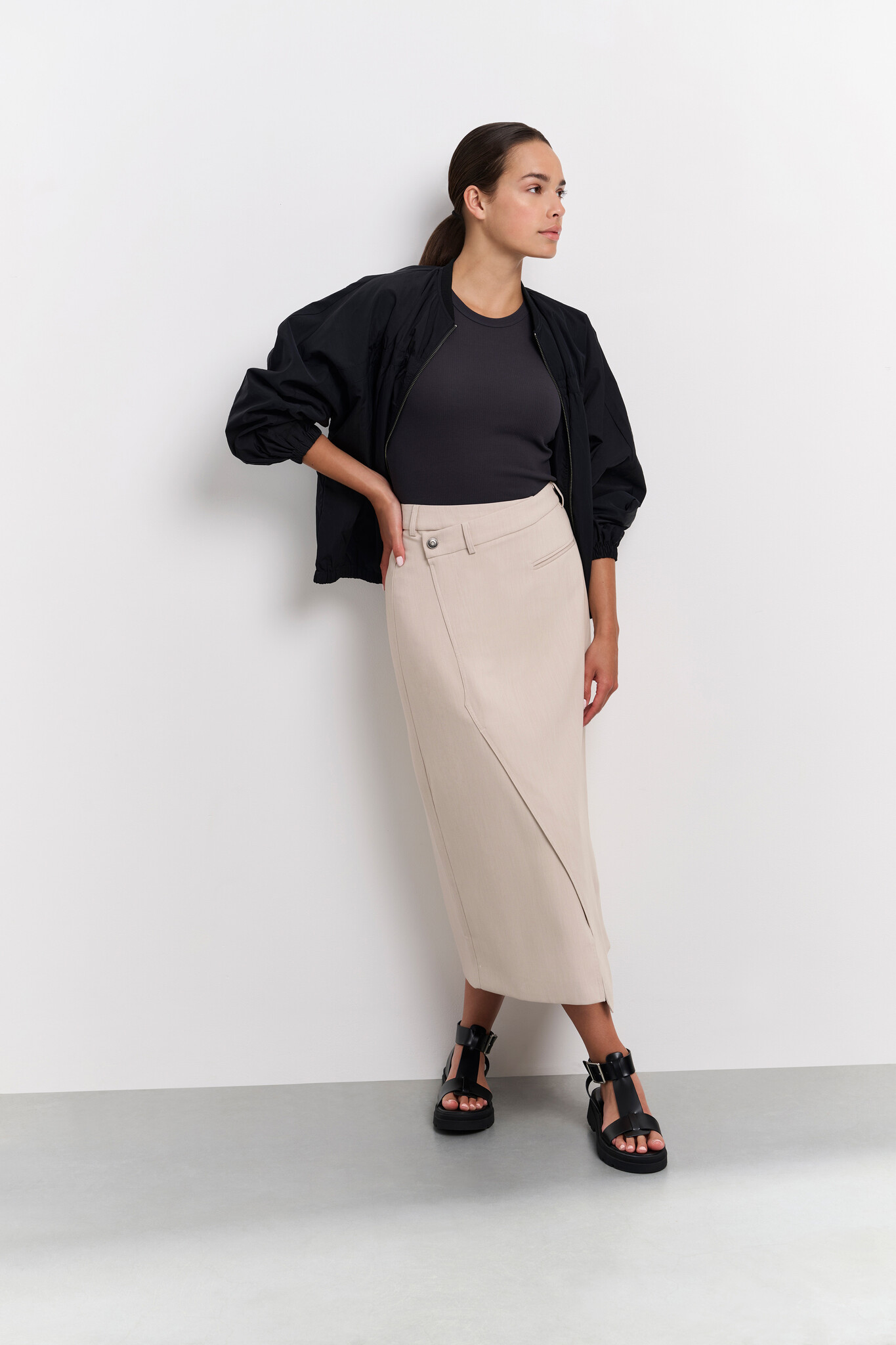https://cdn.webshopapp.com/shops/223274/files/473631531/file.jpg