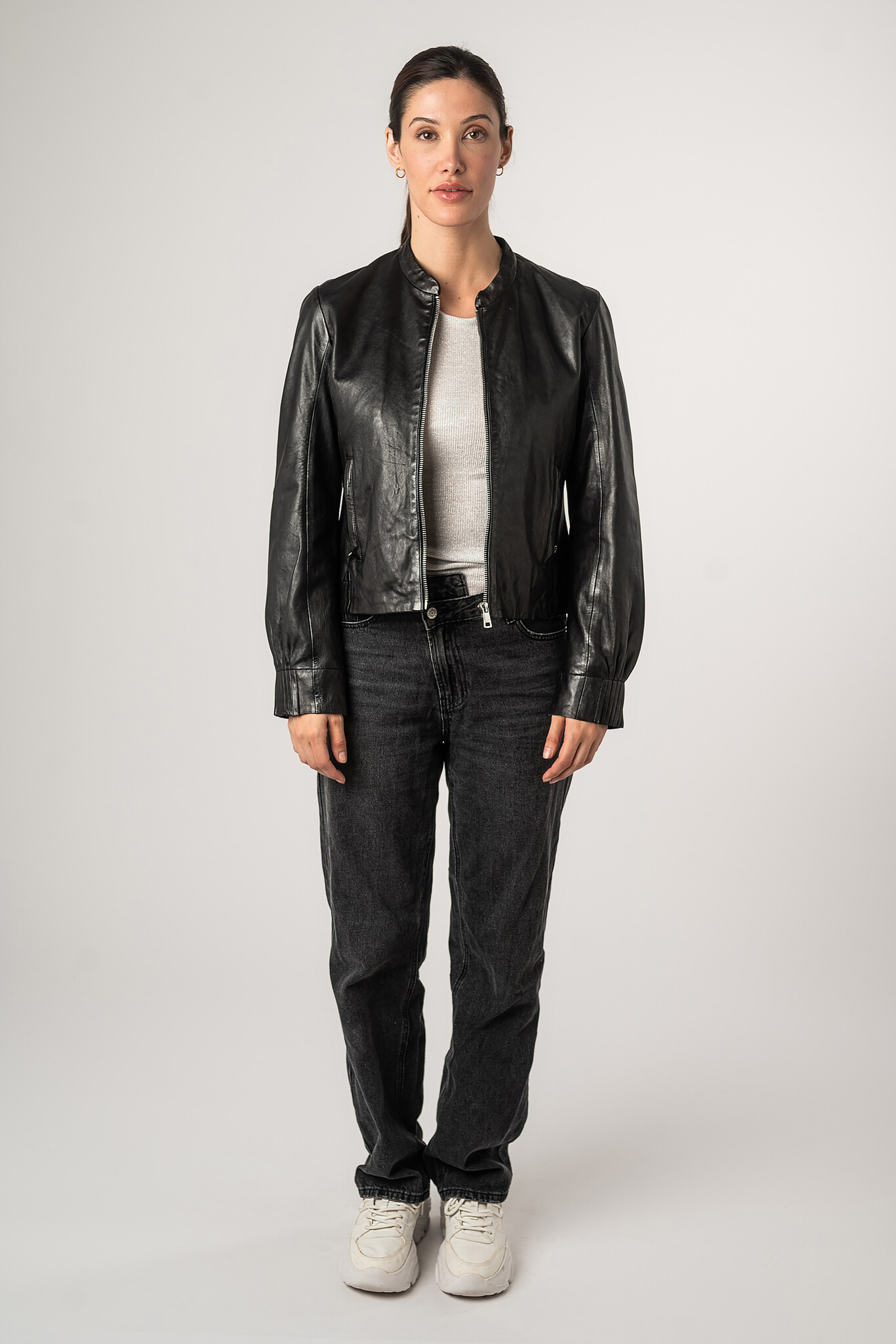 https://cdn.webshopapp.com/shops/223274/files/473801442/file.jpg