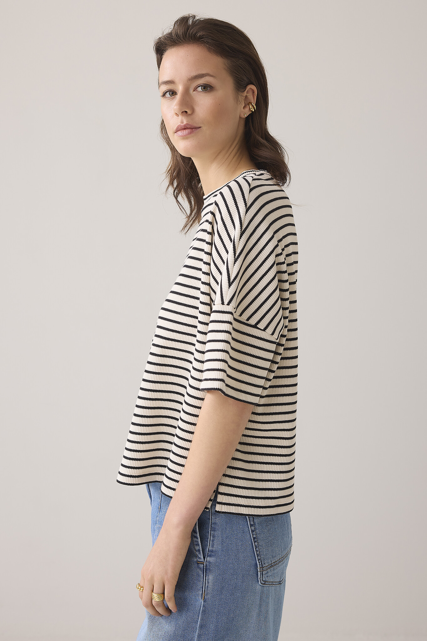 https://cdn.webshopapp.com/shops/223274/files/474194340/file.jpg