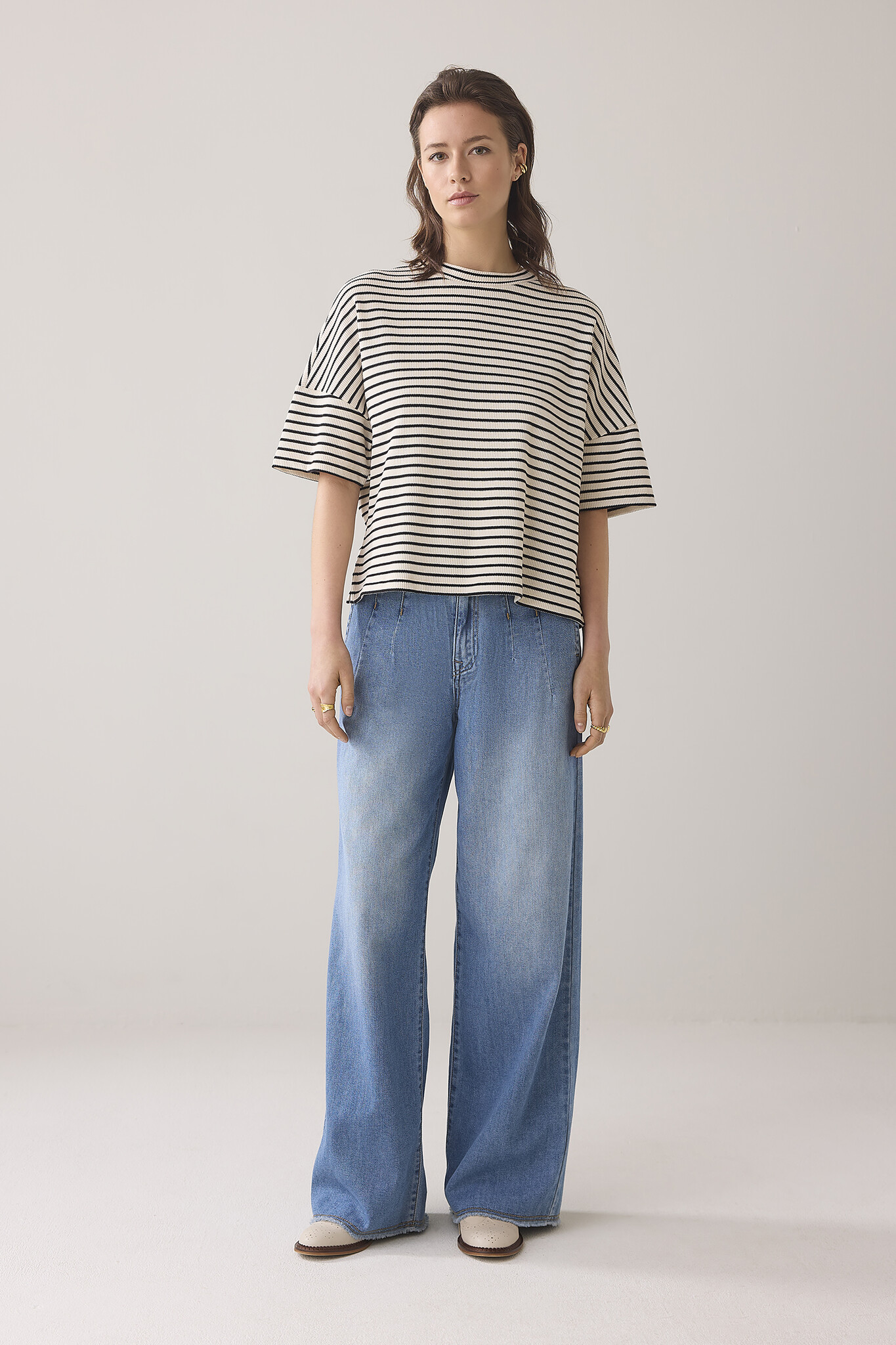 https://cdn.webshopapp.com/shops/223274/files/474194349/file.jpg