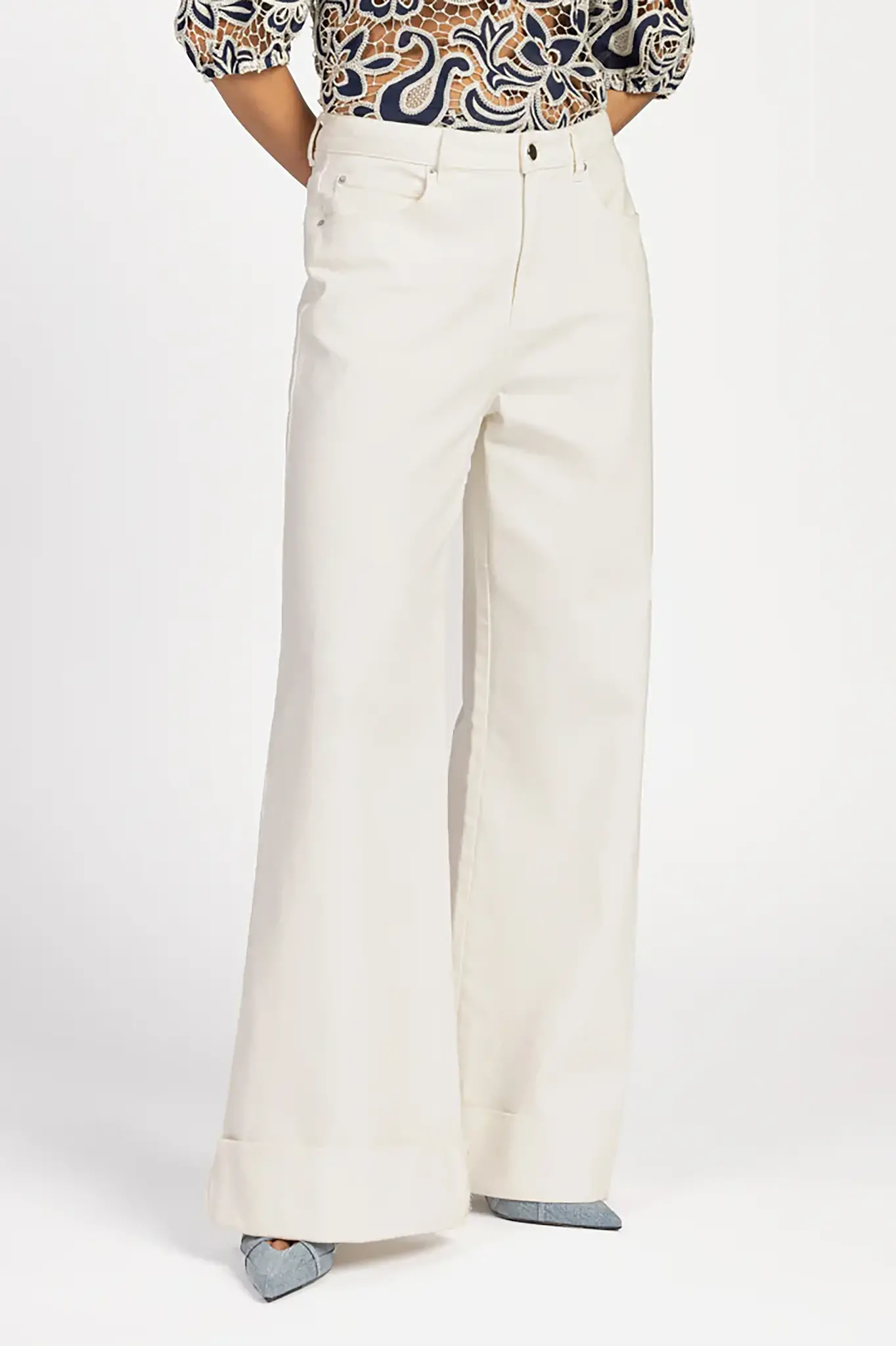 https://cdn.webshopapp.com/shops/223274/files/474561841/file.jpg