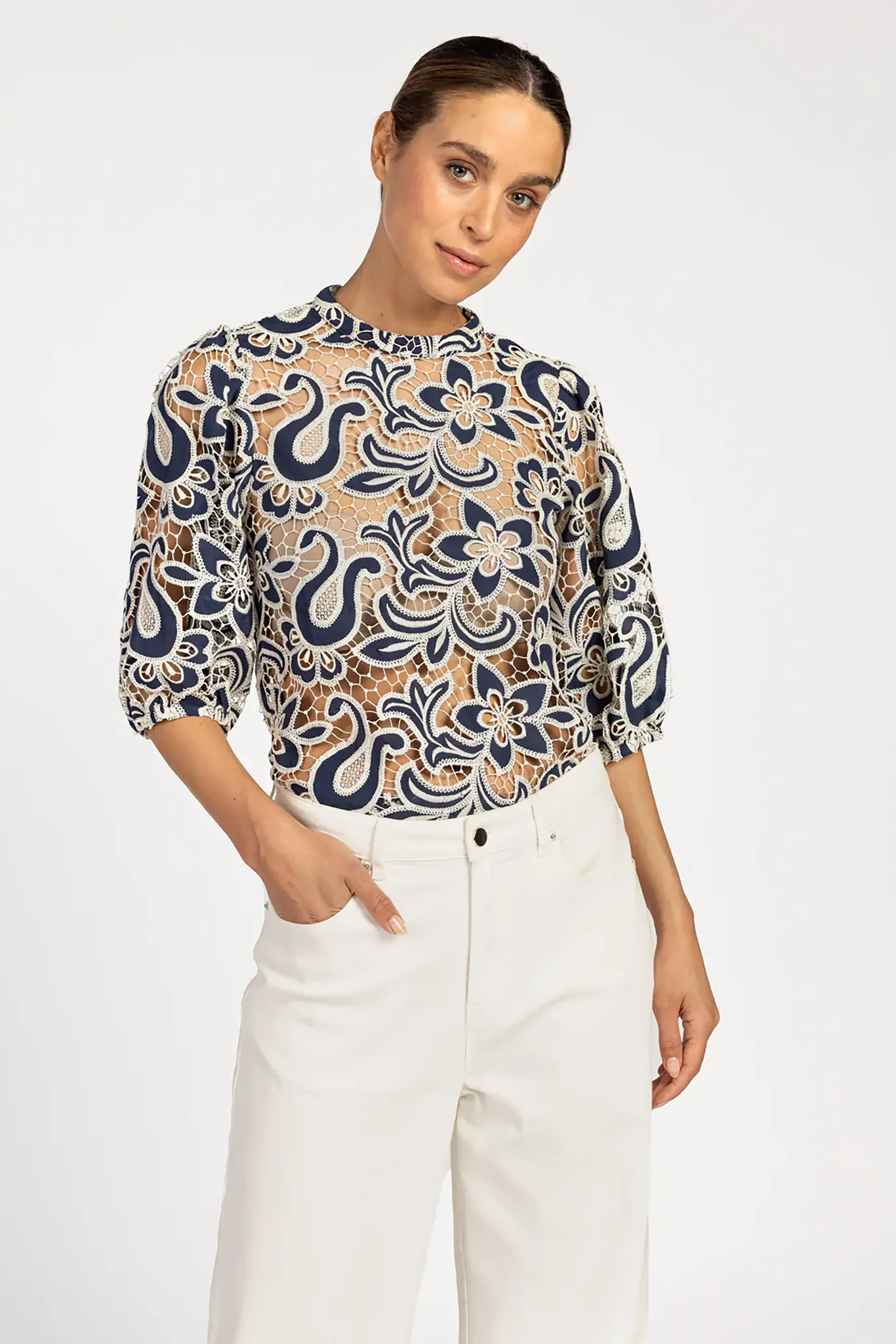 https://cdn.webshopapp.com/shops/223274/files/474561844/file.jpg