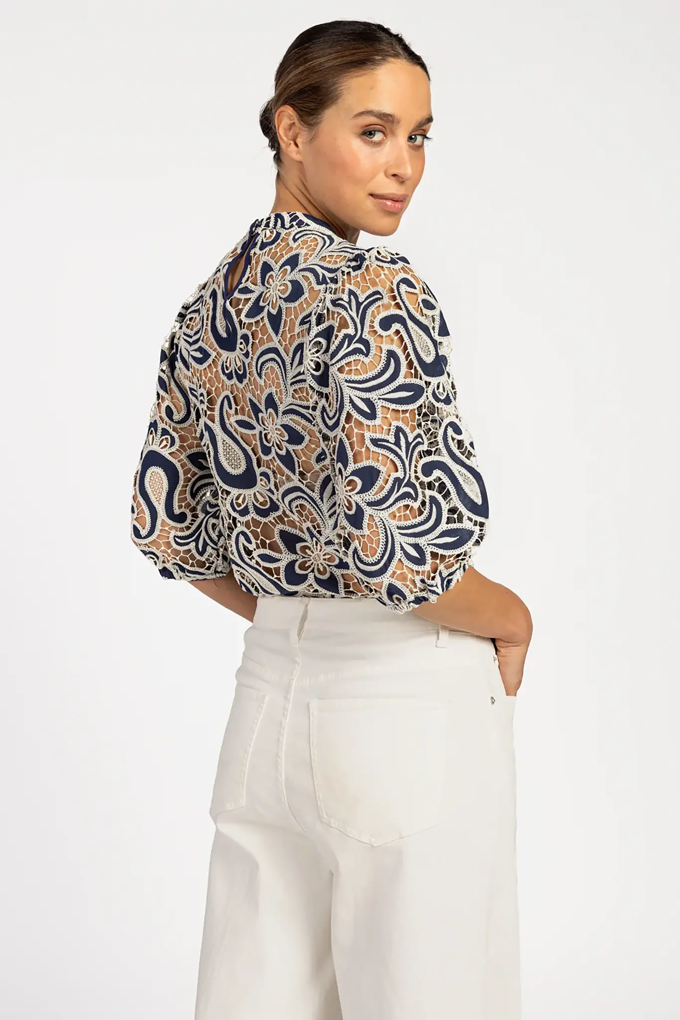 https://cdn.webshopapp.com/shops/223274/files/474561845/file.jpg