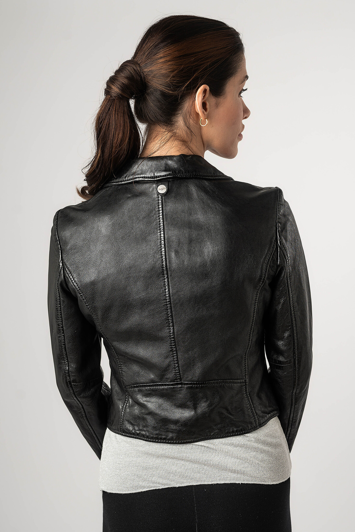 https://cdn.webshopapp.com/shops/223274/files/474832349/file.jpg