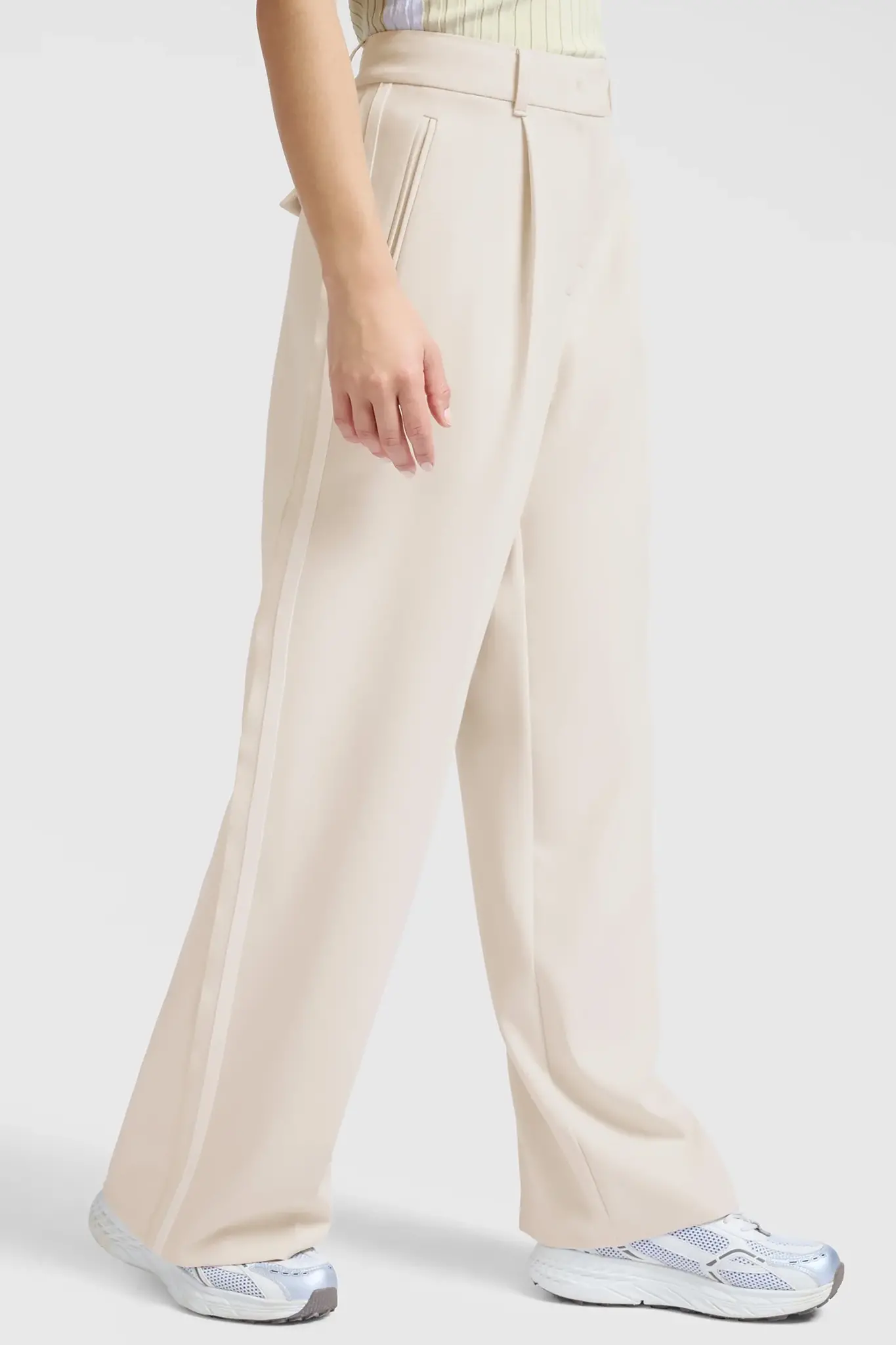 https://cdn.webshopapp.com/shops/223274/files/475128401/file.jpg