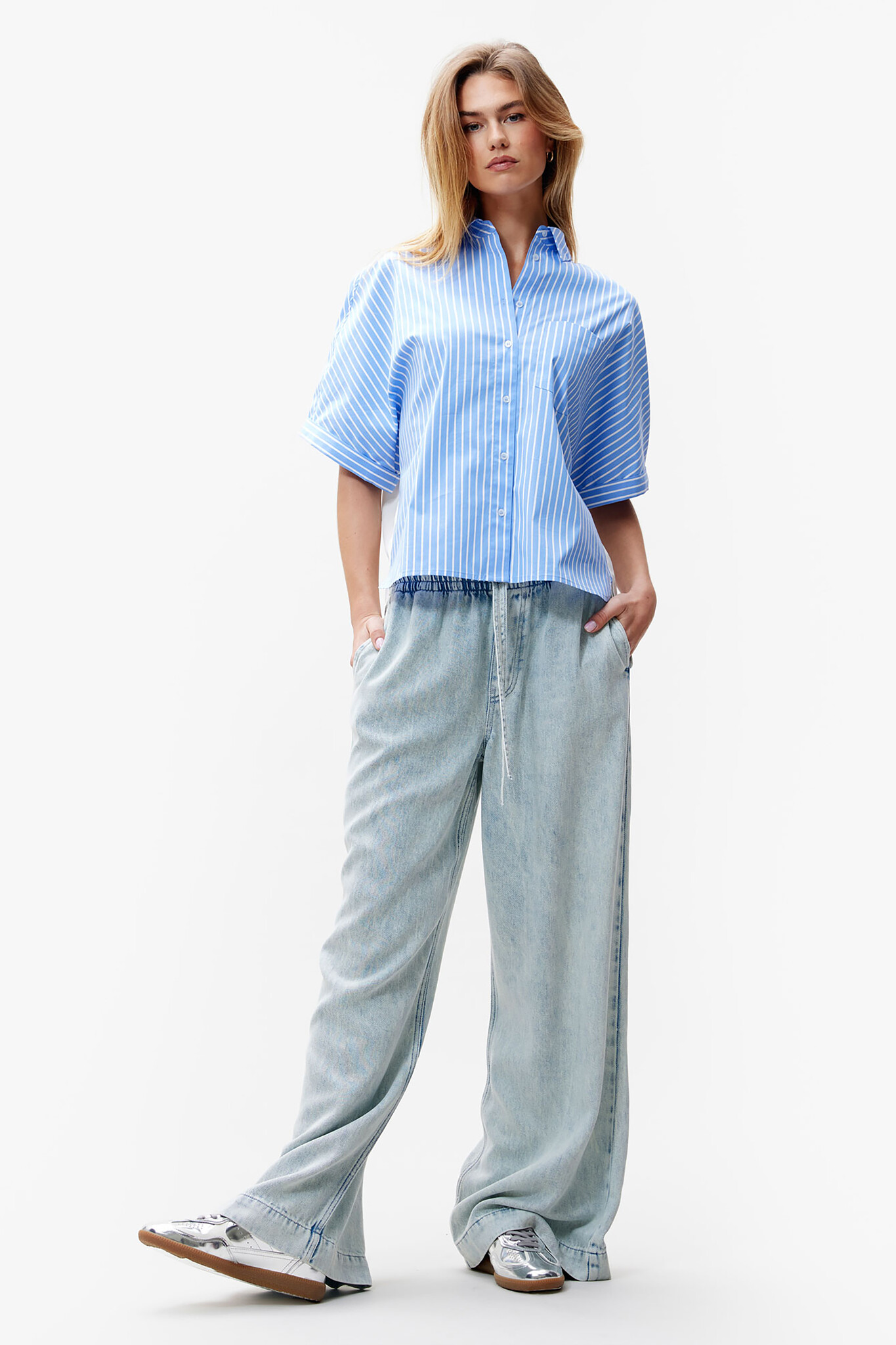 https://cdn.webshopapp.com/shops/223274/files/475130259/file.jpg
