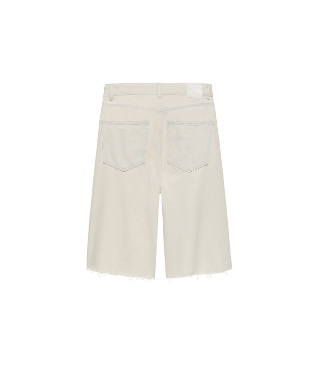 Catwalk Junkie 2502023815 Loose fit bleached jorts