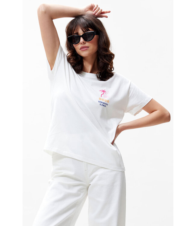 Catwalk Junkie Graphic Tshirt