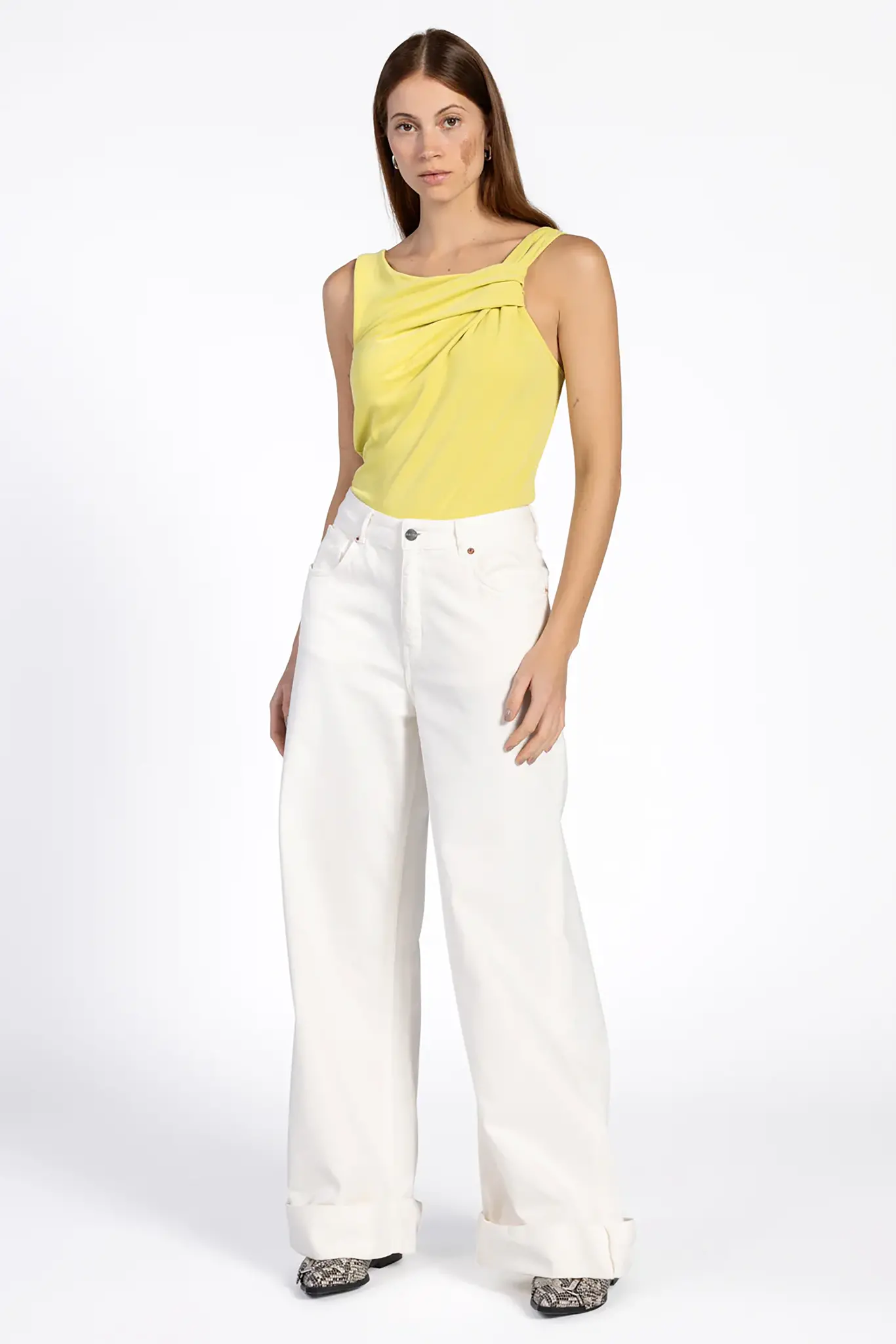 https://cdn.webshopapp.com/shops/223274/files/475659329/file.jpg