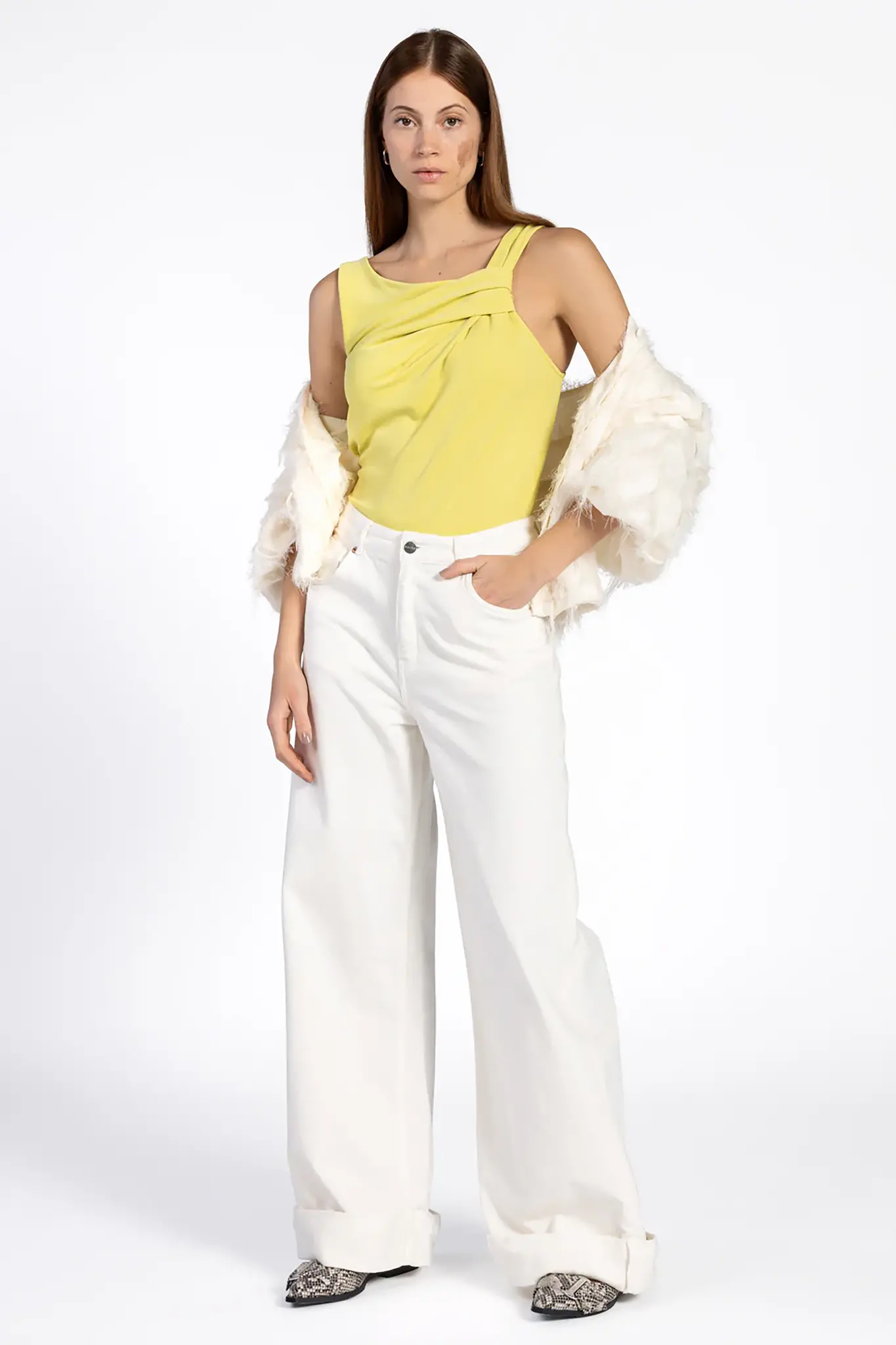 https://cdn.webshopapp.com/shops/223274/files/475659330/file.jpg