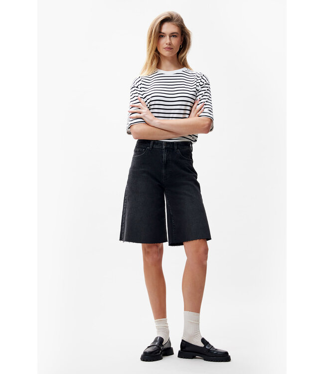 Catwalk Junkie 2502023819 Loose fit jorts