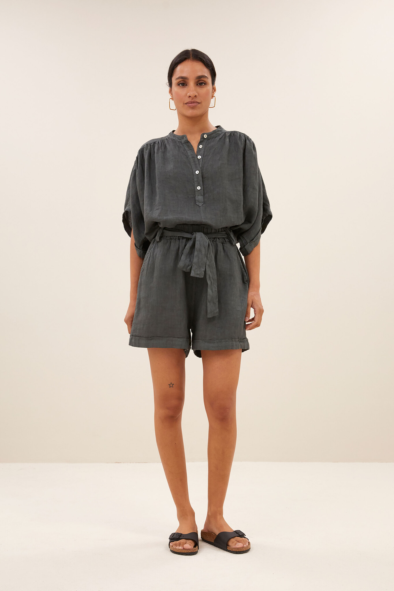 https://cdn.webshopapp.com/shops/223274/files/475842336/file.jpg