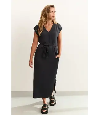 Yaya Long dress with belt
