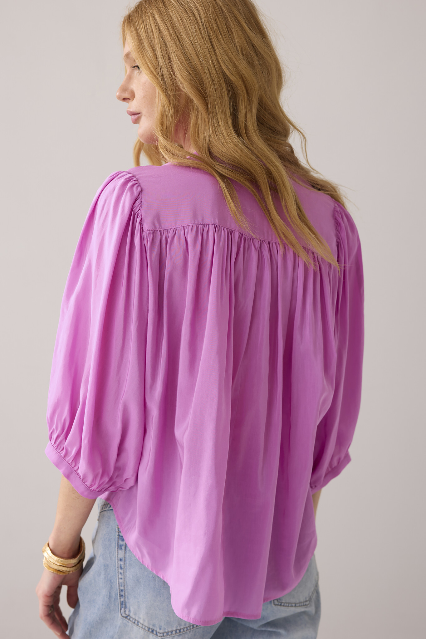 https://cdn.webshopapp.com/shops/223274/files/476378902/file.jpg