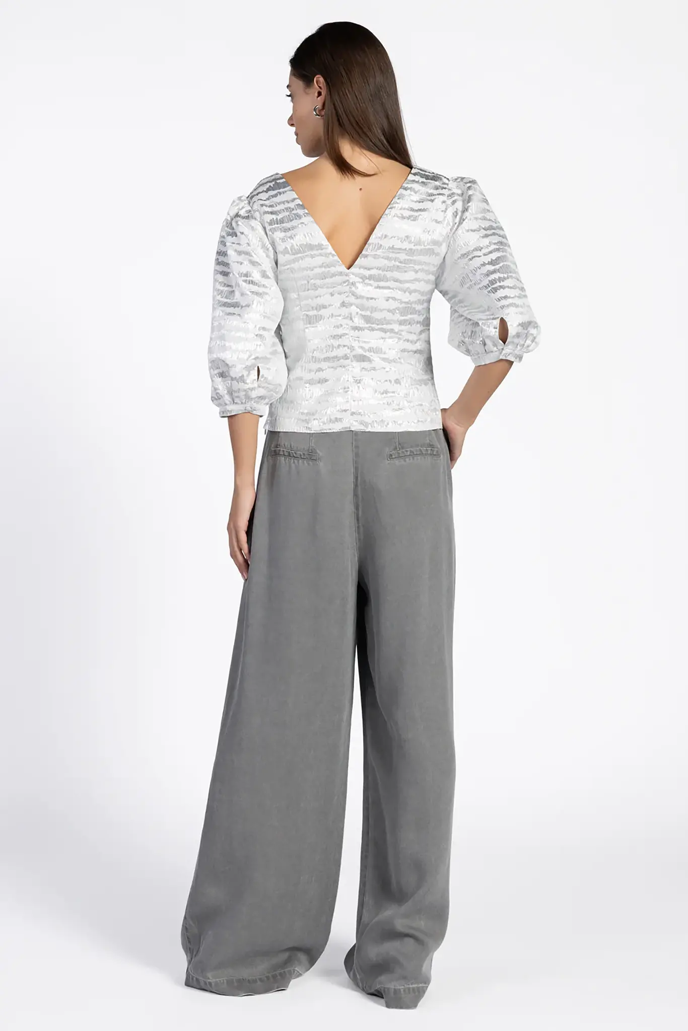 https://cdn.webshopapp.com/shops/223274/files/476383935/file.jpg