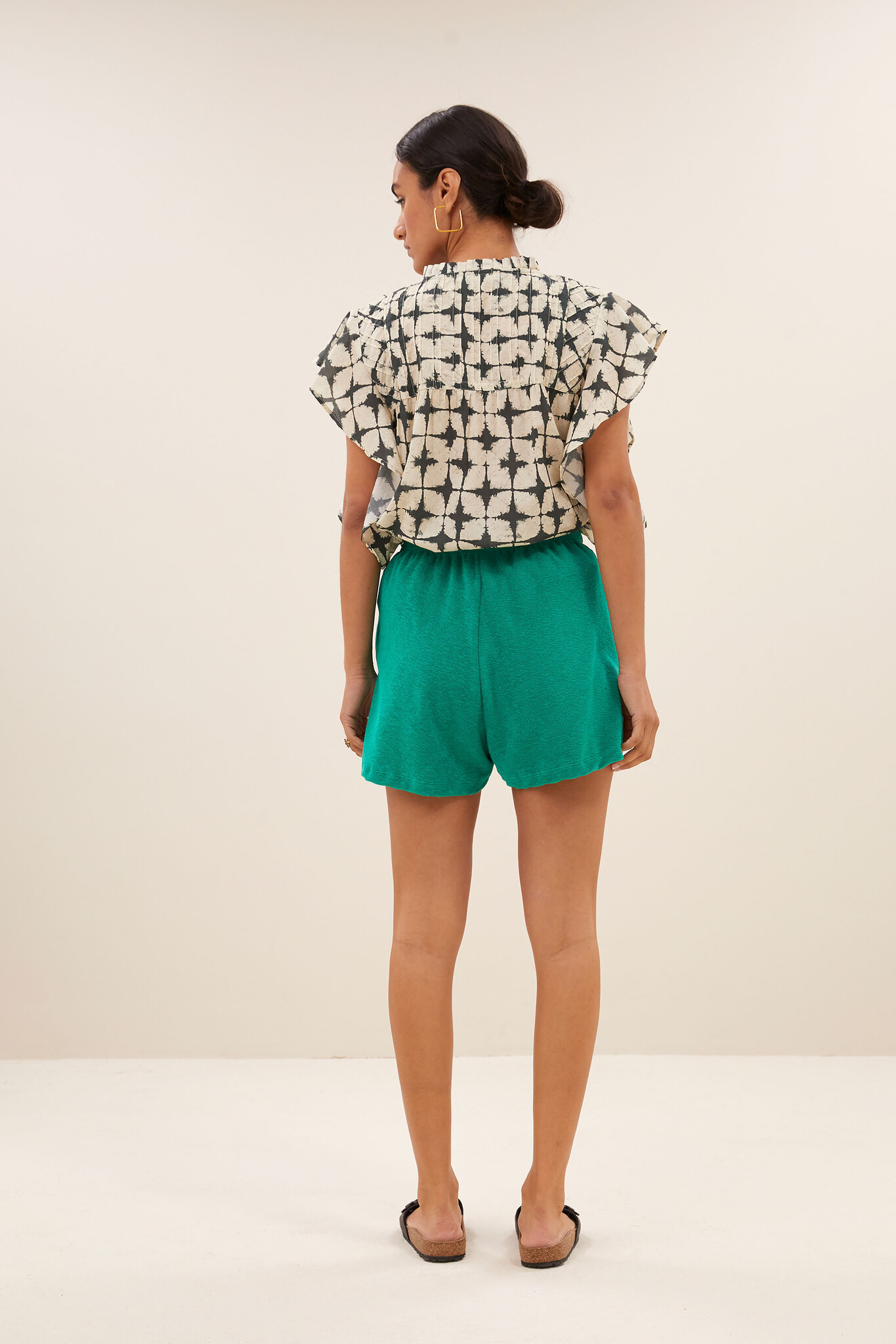 https://cdn.webshopapp.com/shops/223274/files/476655785/file.jpg