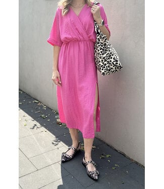 VROUW Limited Dress Fuchsia