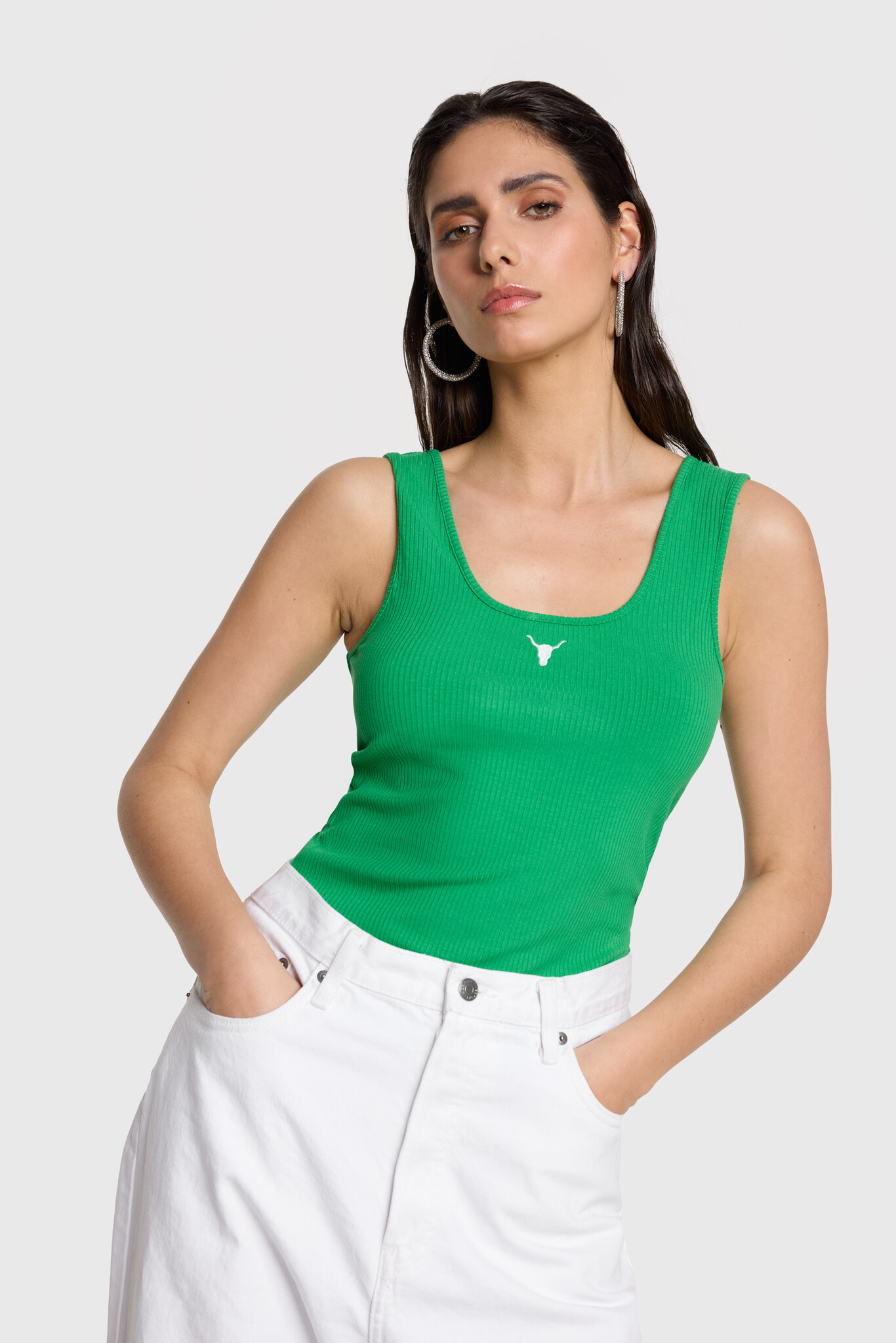 https://cdn.webshopapp.com/shops/223274/files/477854265/file.jpg