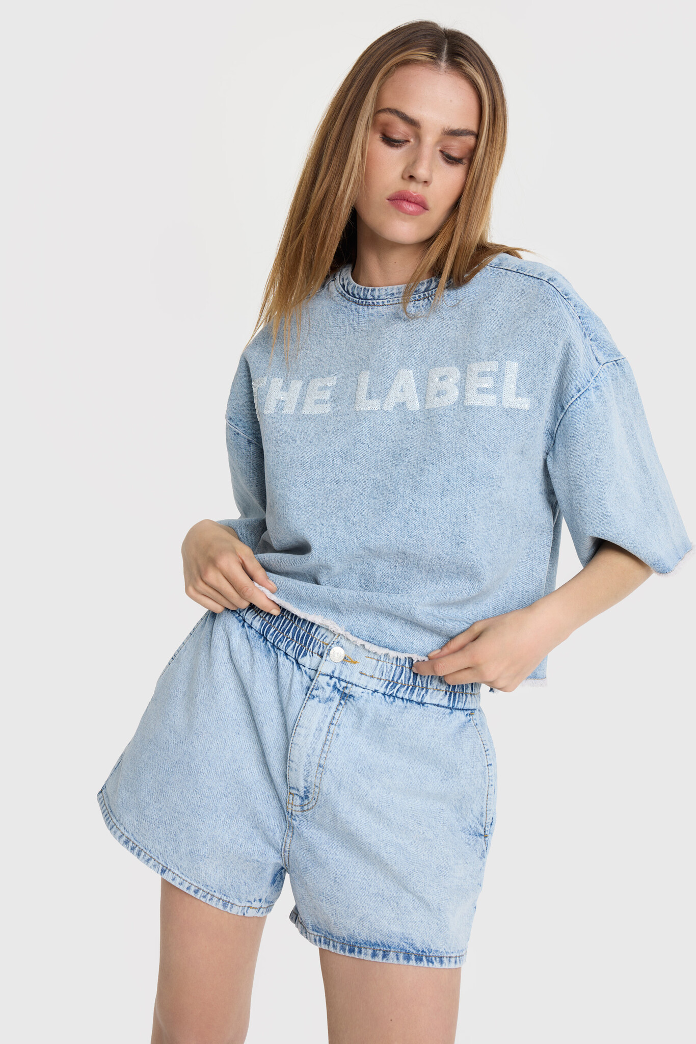 https://cdn.webshopapp.com/shops/223274/files/477854764/file.jpg