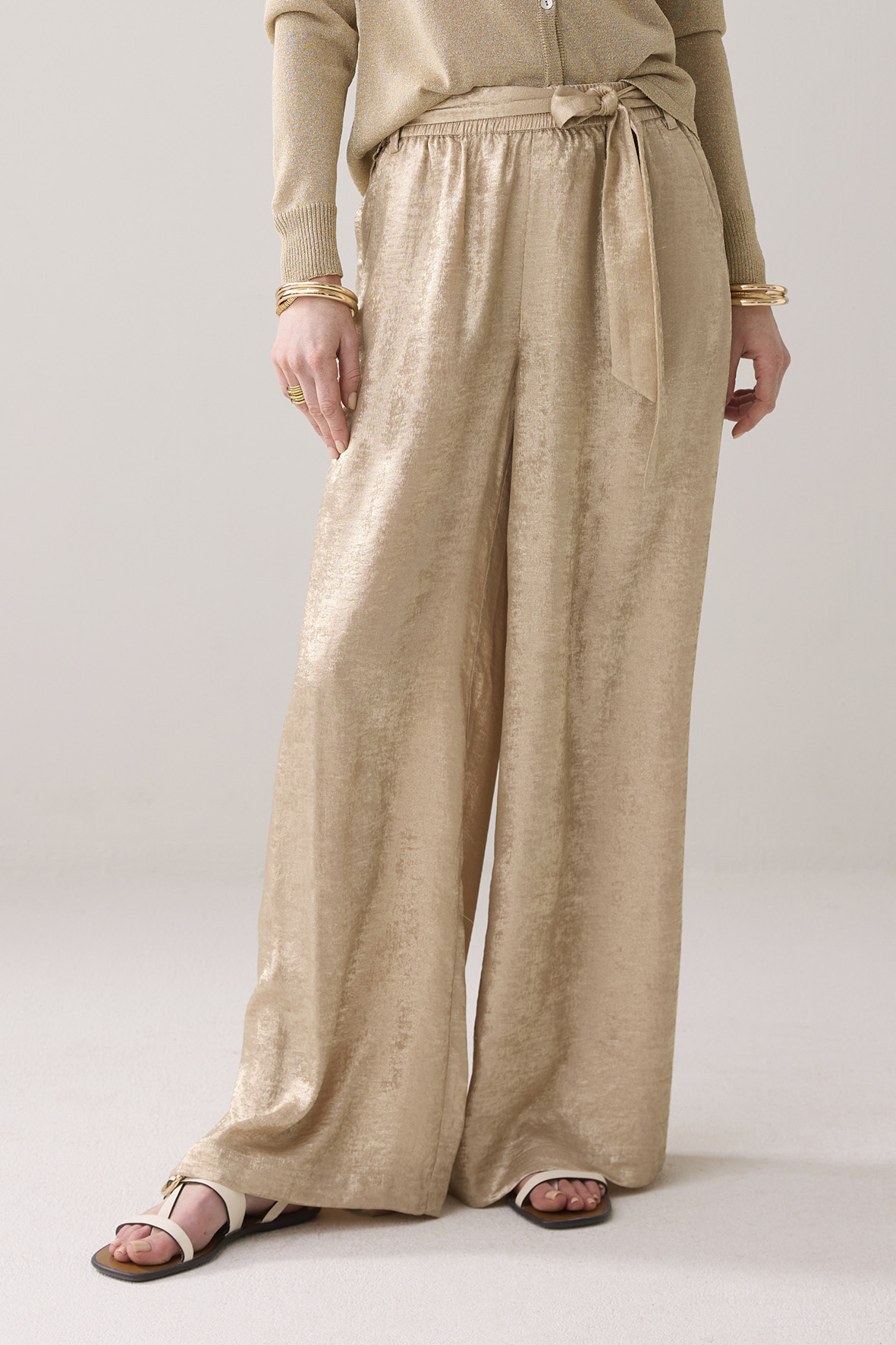 https://cdn.webshopapp.com/shops/223274/files/478059783/file.jpg