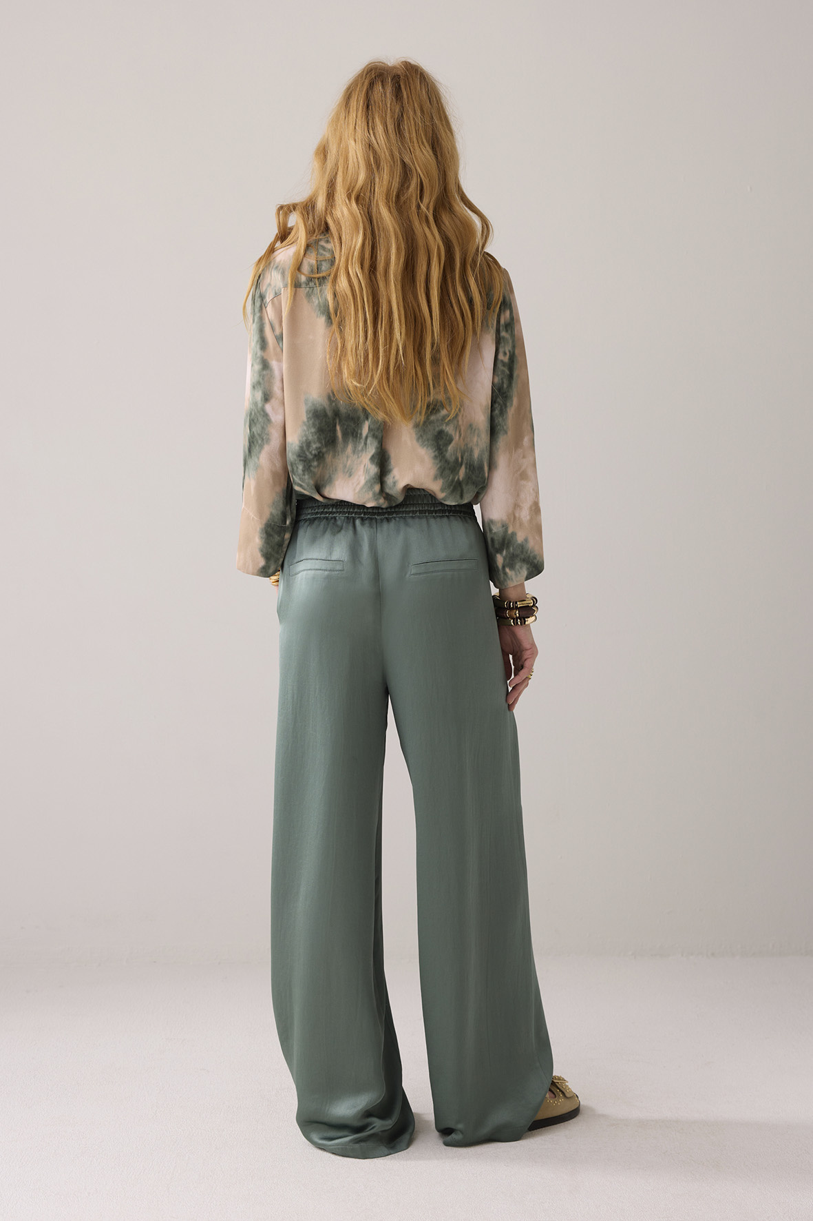 https://cdn.webshopapp.com/shops/223274/files/478065484/file.jpg