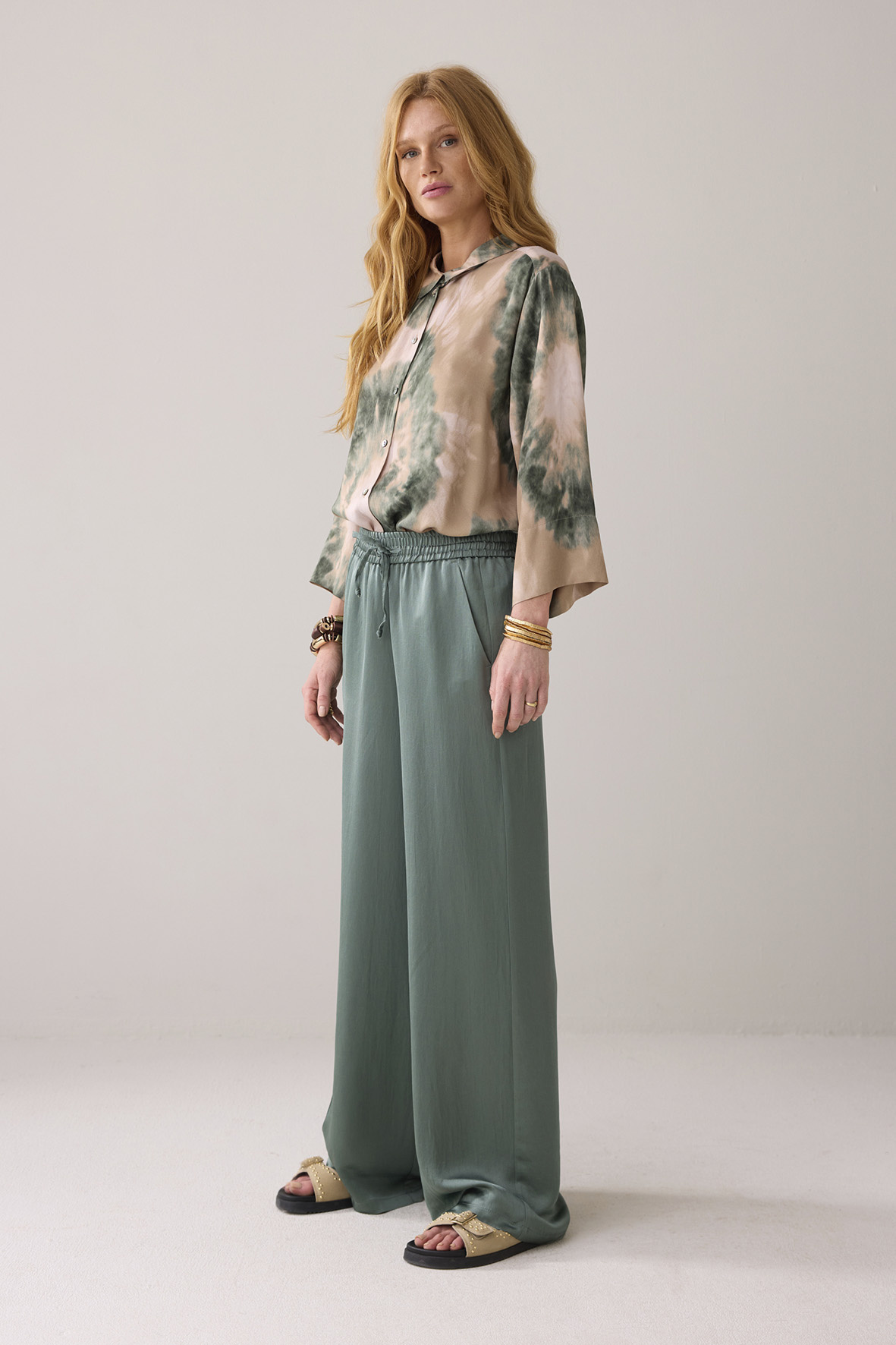 https://cdn.webshopapp.com/shops/223274/files/478065491/file.jpg