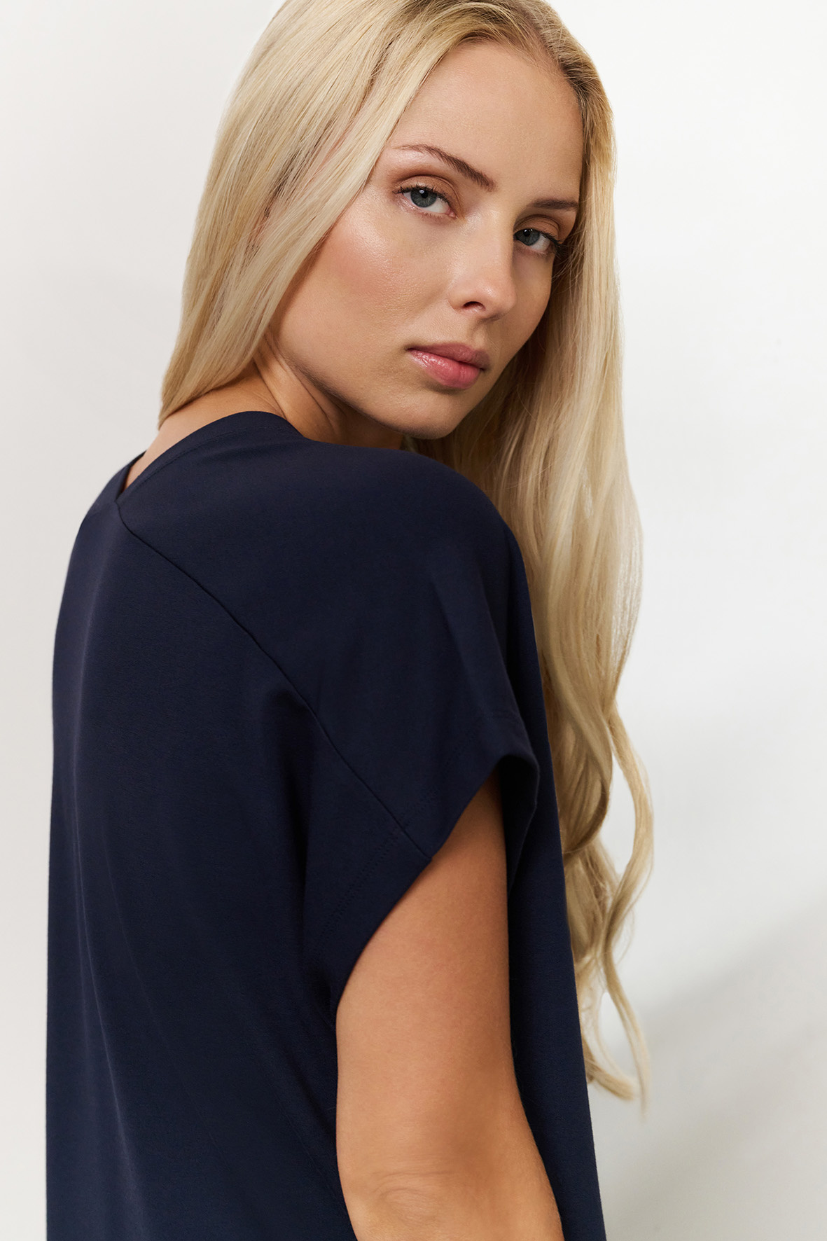 https://cdn.webshopapp.com/shops/223274/files/478066580/file.jpg