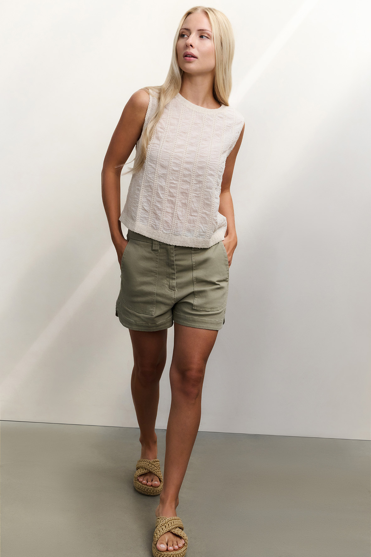 https://cdn.webshopapp.com/shops/223274/files/478704385/file.jpg