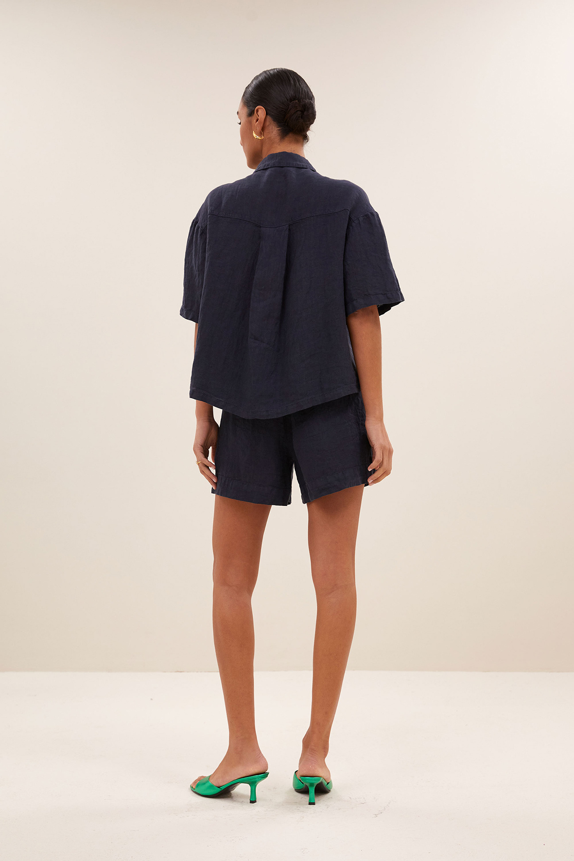 https://cdn.webshopapp.com/shops/223274/files/478960641/file.jpg