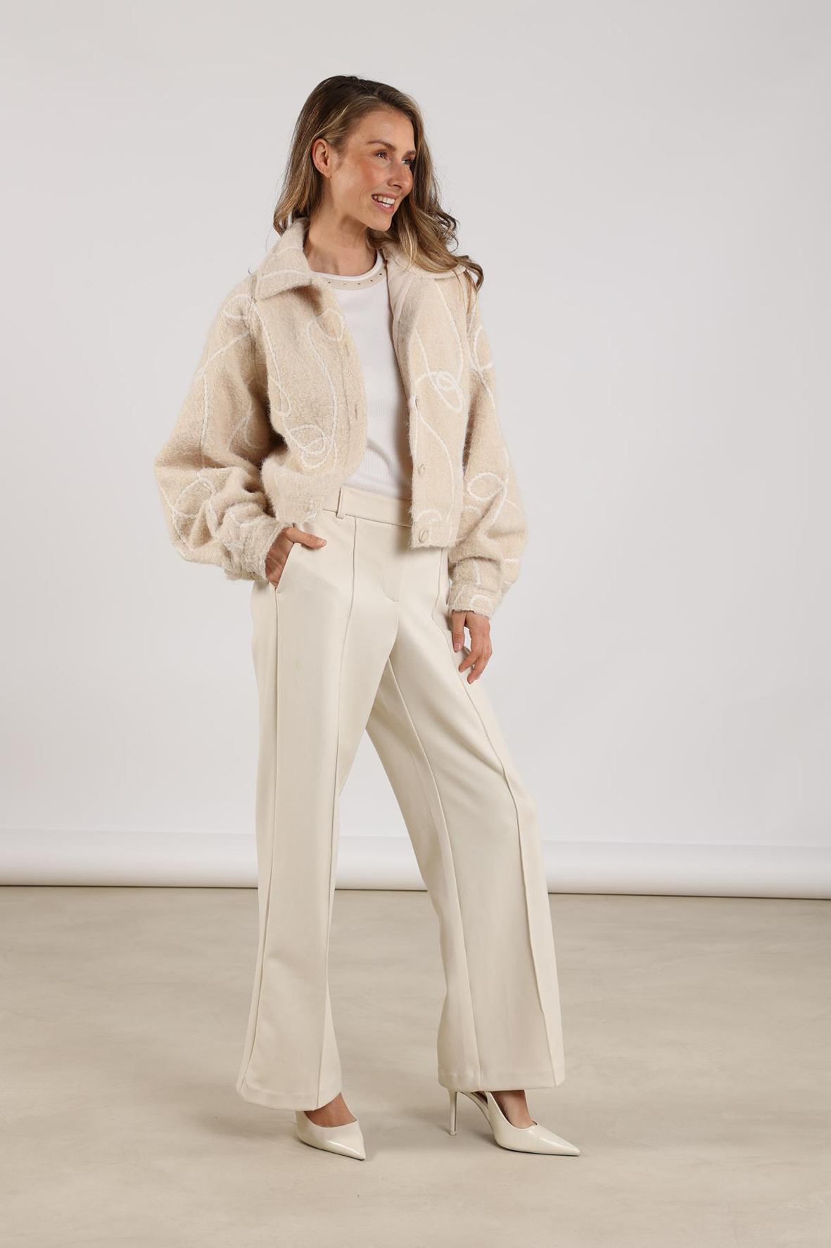 https://cdn.webshopapp.com/shops/223274/files/479210133/file.jpg
