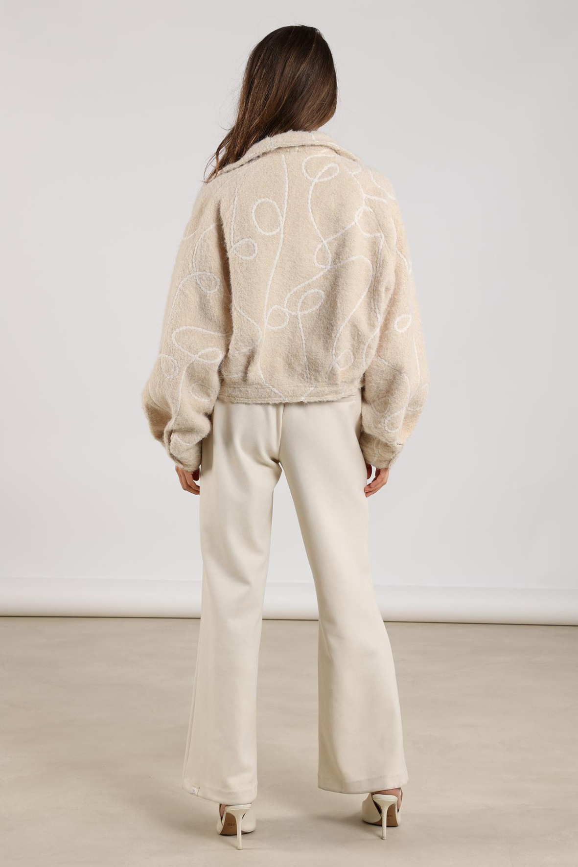 https://cdn.webshopapp.com/shops/223274/files/479210136/file.jpg