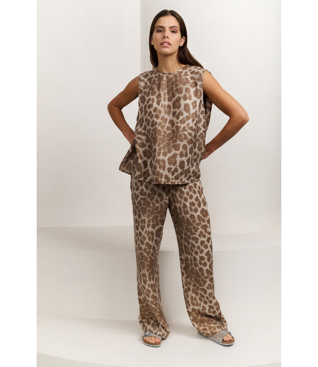 Yaya 01-701311-507 Sleeveless top with print